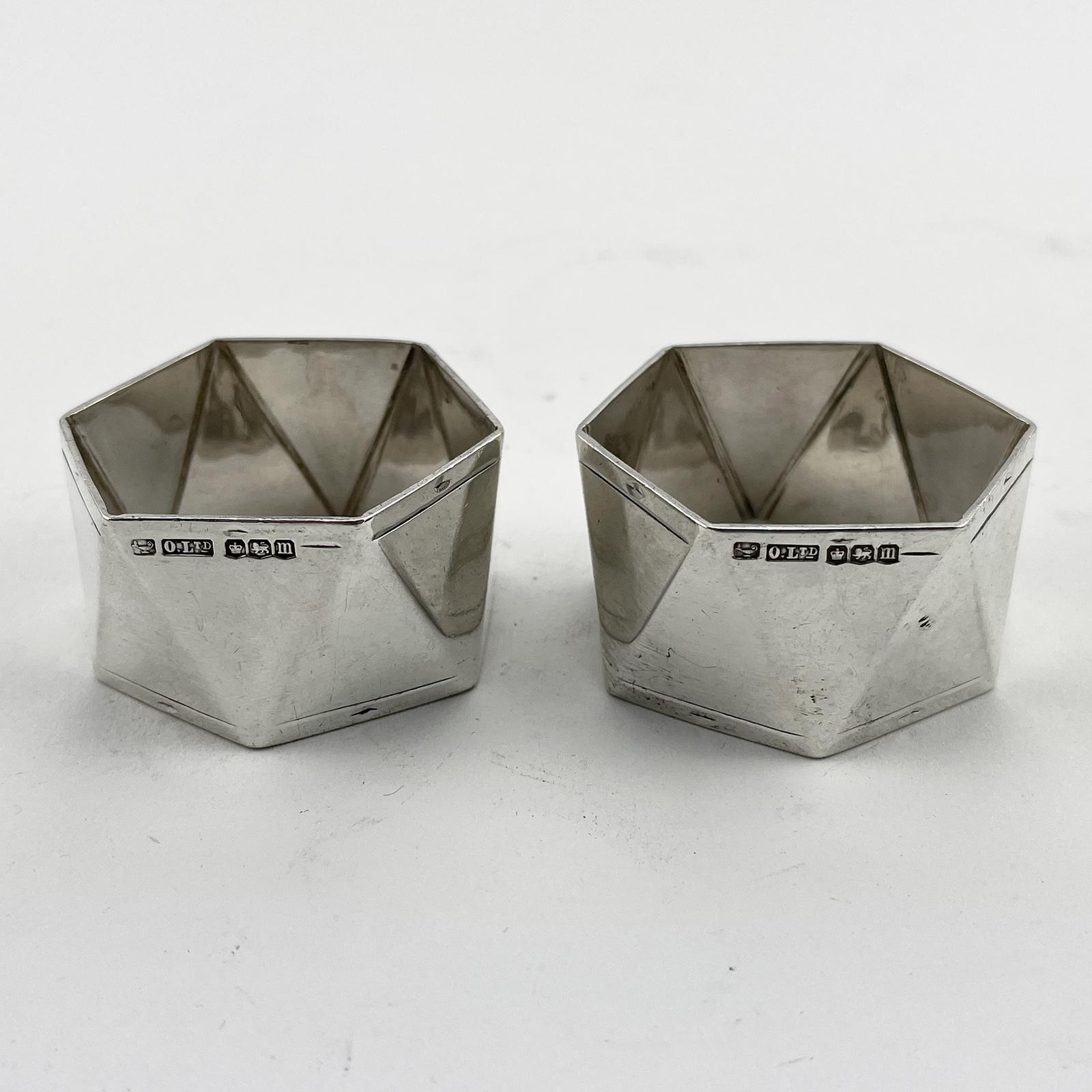 Good Quality Pair of Hexagonal Sterling Silver Napkin Rings (1 of 6)