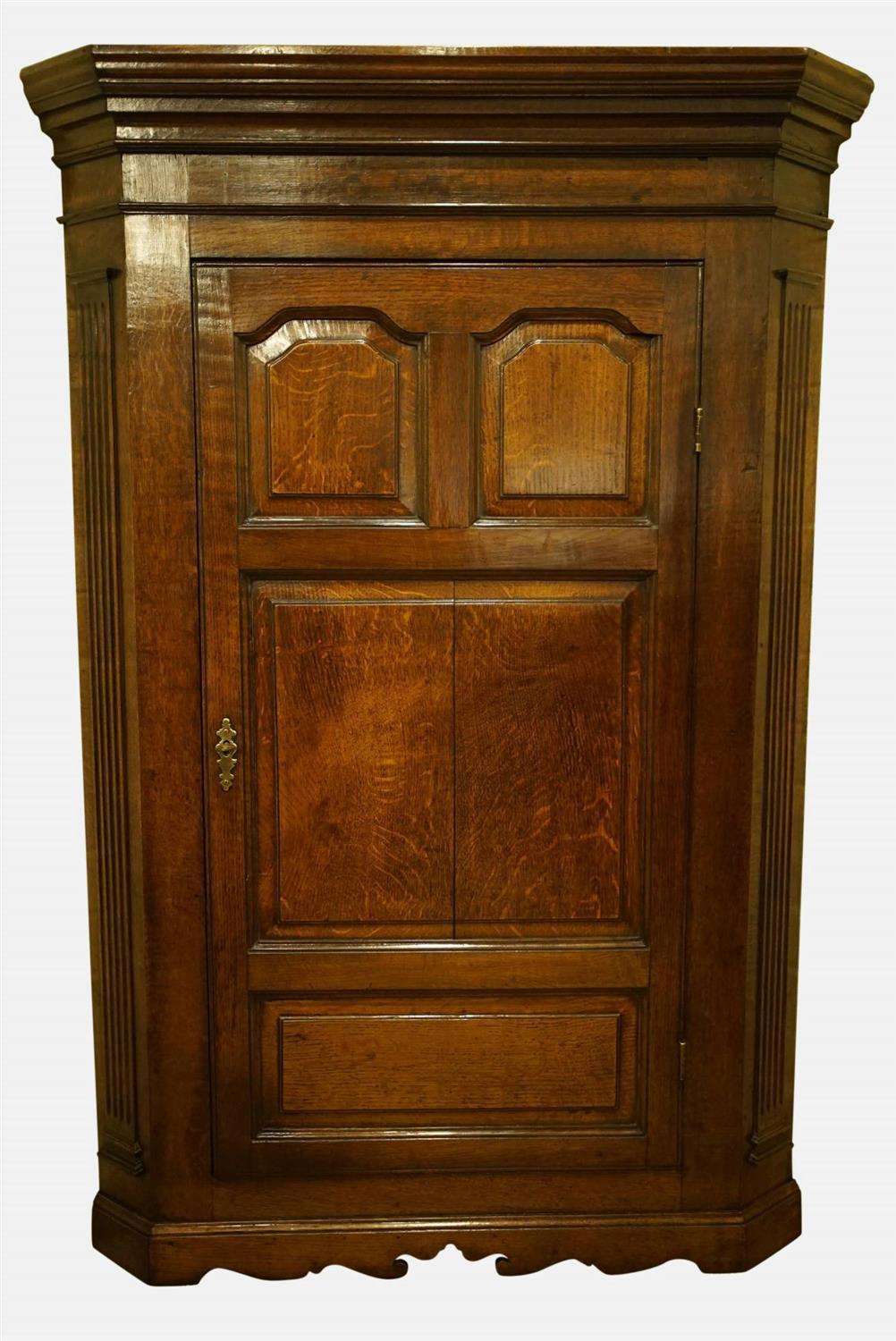 George III Oak Corner Cupboard (1 of 1) George III Oak Corner Cupboard (1 of 1)