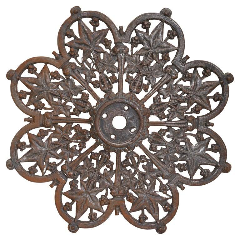 Antique Victorian Cast Iron Ceiling Rose, Ivy Leaf Design (1 of 15) Antique Victorian Cast Iron Ceiling Rose, Ivy Leaf Design (1 of 15)