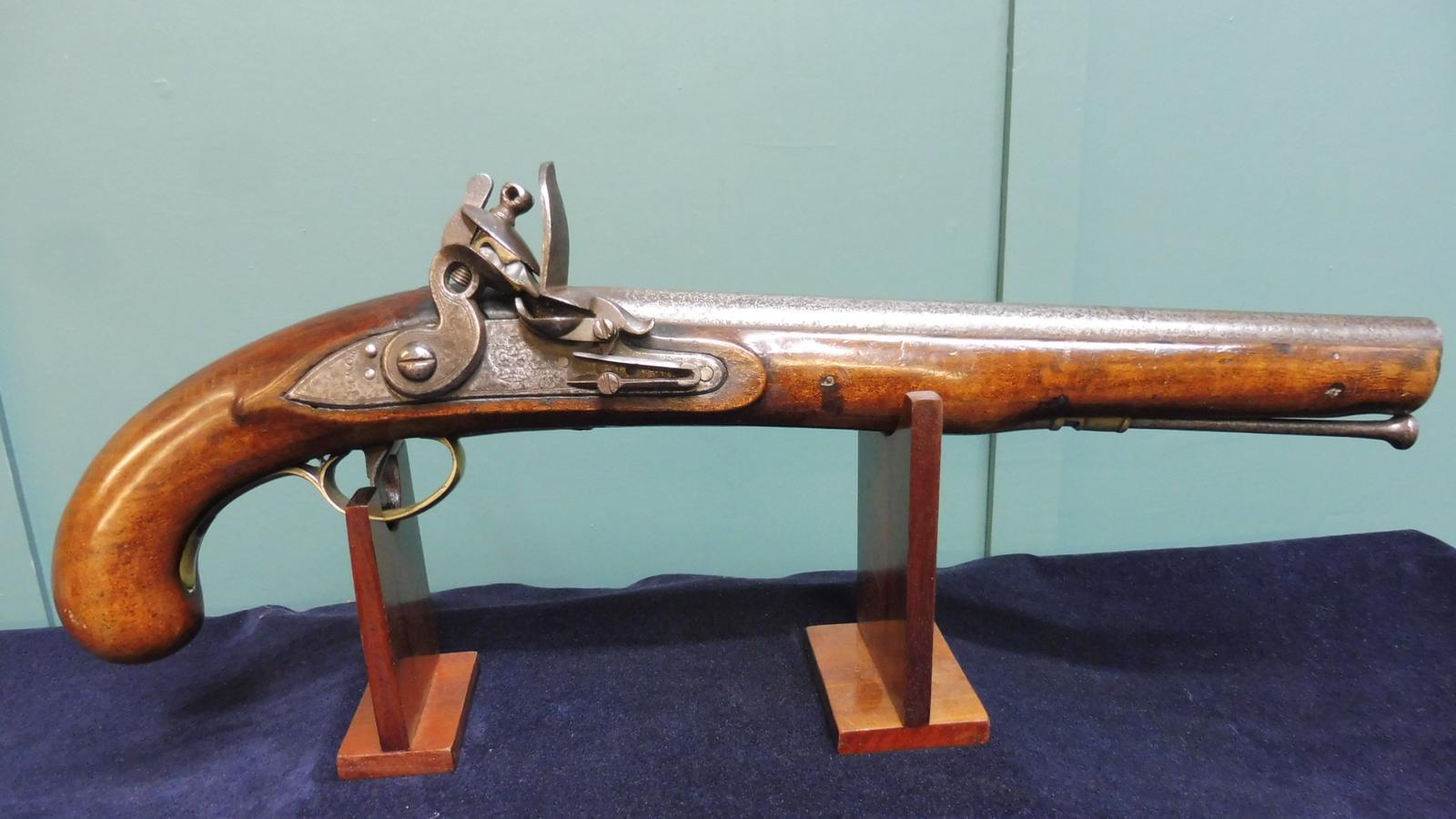 Antique Gun  18th Century Flintlock Dragoon Belt Pistol (1 of 12)