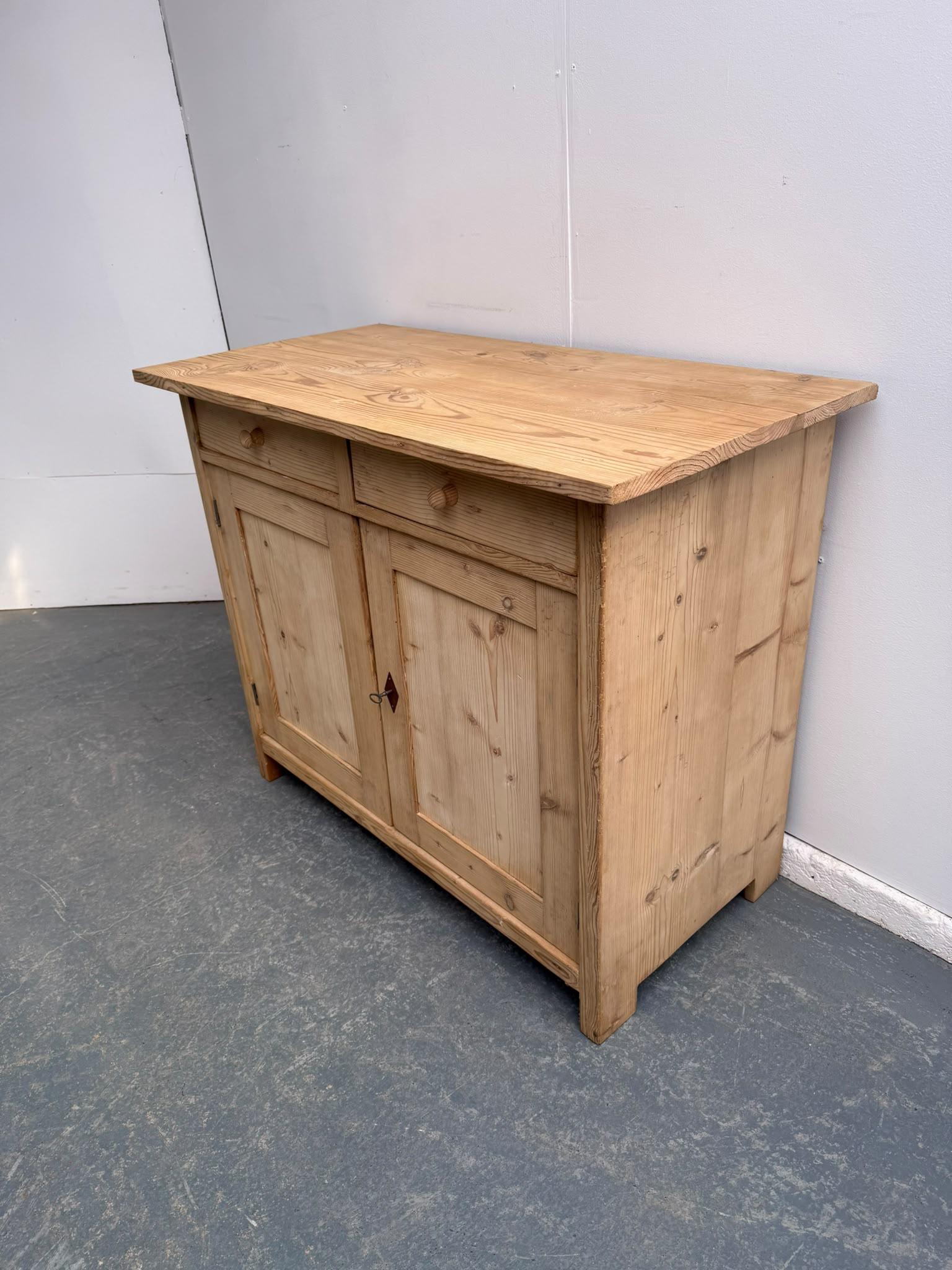 A Quality Antique / Old Pine 2 Door 2 Drawer Dresser Base to Wax / Paint (1 of 9) A Quality Antique / Old Pine 2 Door 2 Drawer Dresser Base to Wax / Paint (1 of 9)
