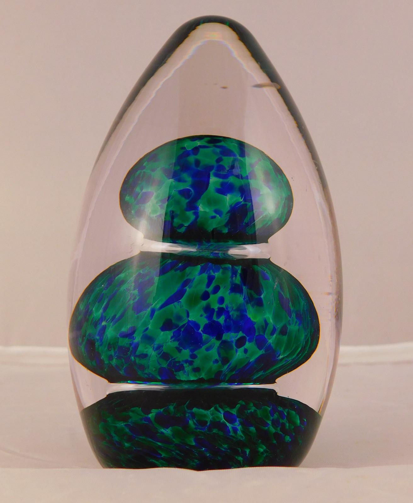 Ronald Stennett-Wilson Topiary Design Paperweight (1 of 1) Ronald Stennett-Wilson Topiary Design Paperweight (1 of 1)