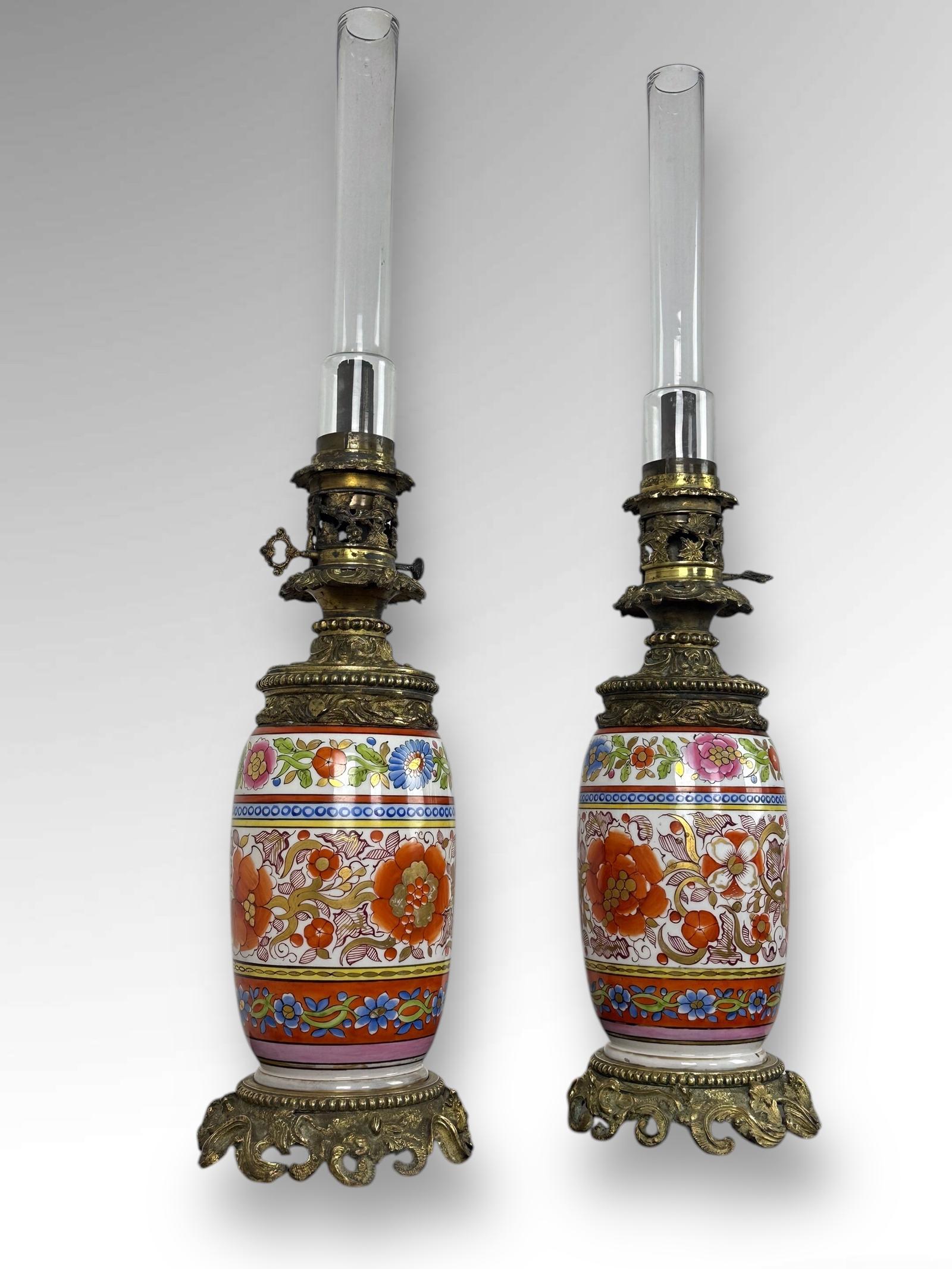 Antique Pair Of French Ceramic Oil Lamps (1 of 13)