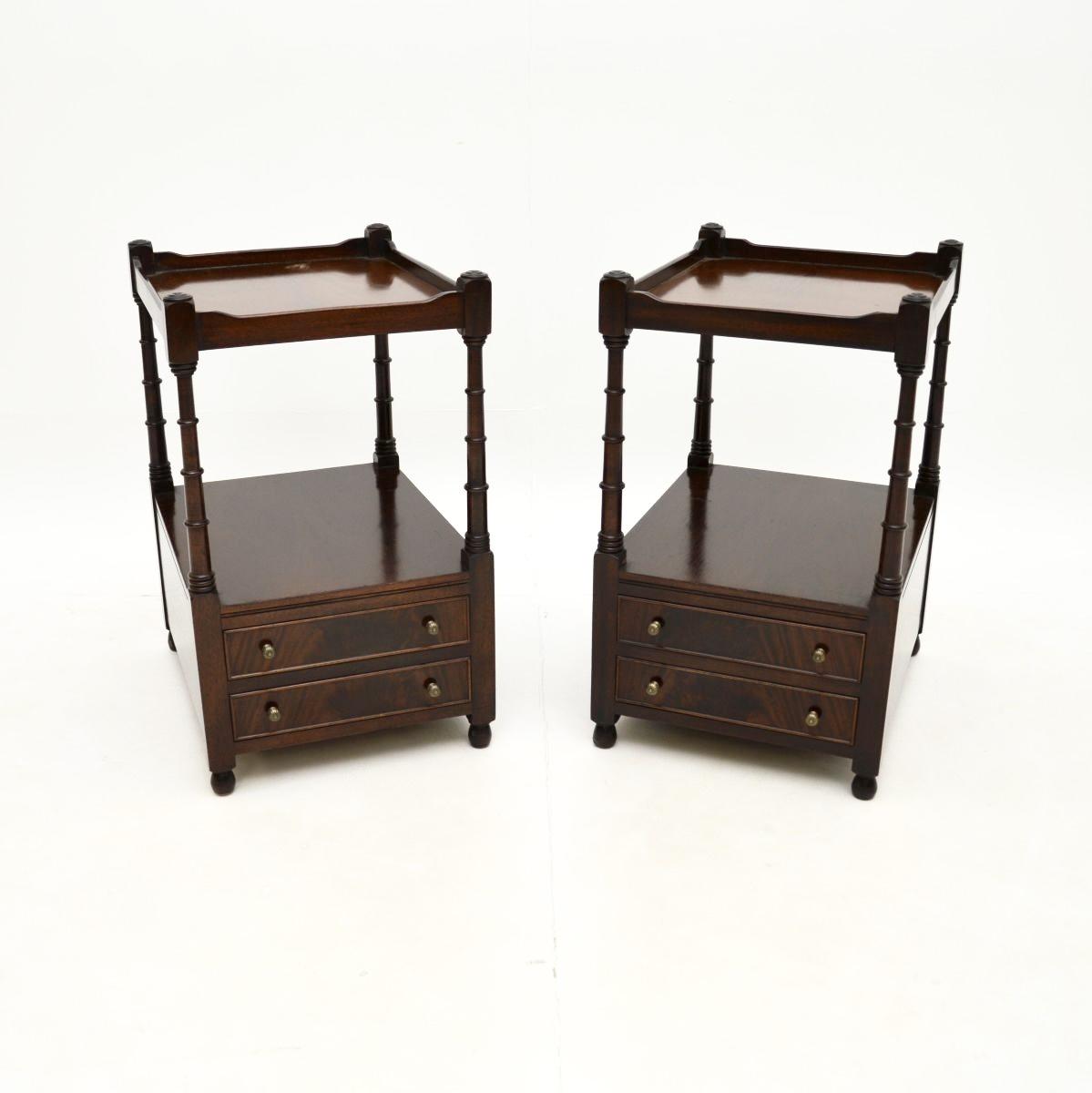 Pair of Georgian Style Mahogany Side Tables (1 of 9) Pair of Georgian Style Mahogany Side Tables (1 of 9)