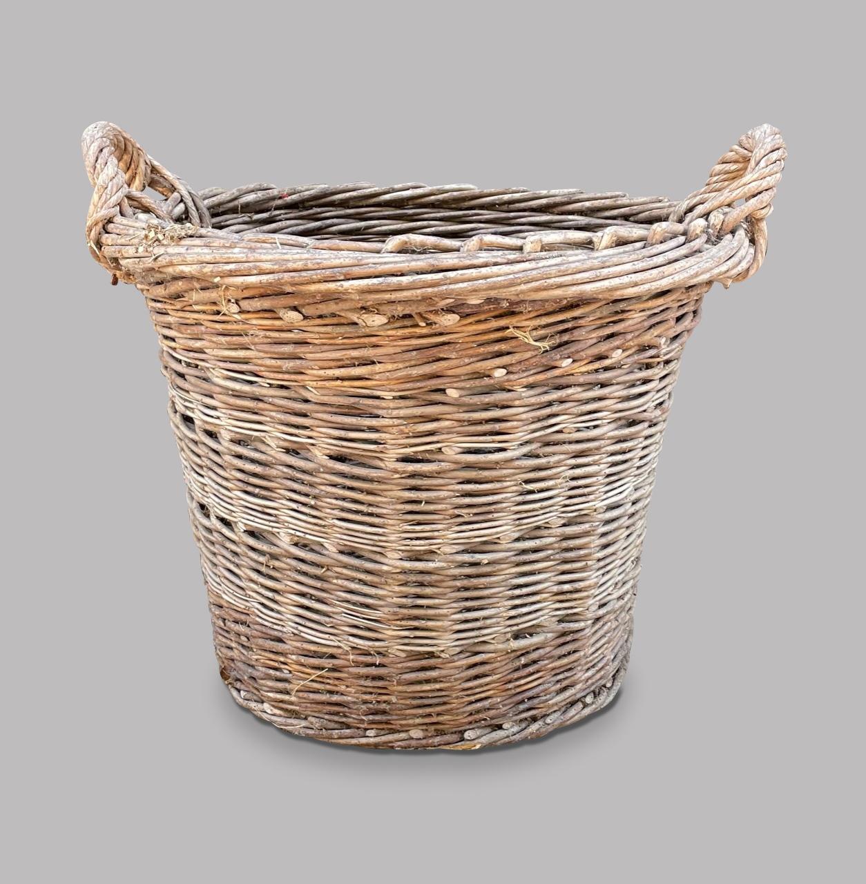 Large Round Wicker Basket with Handles LA410067