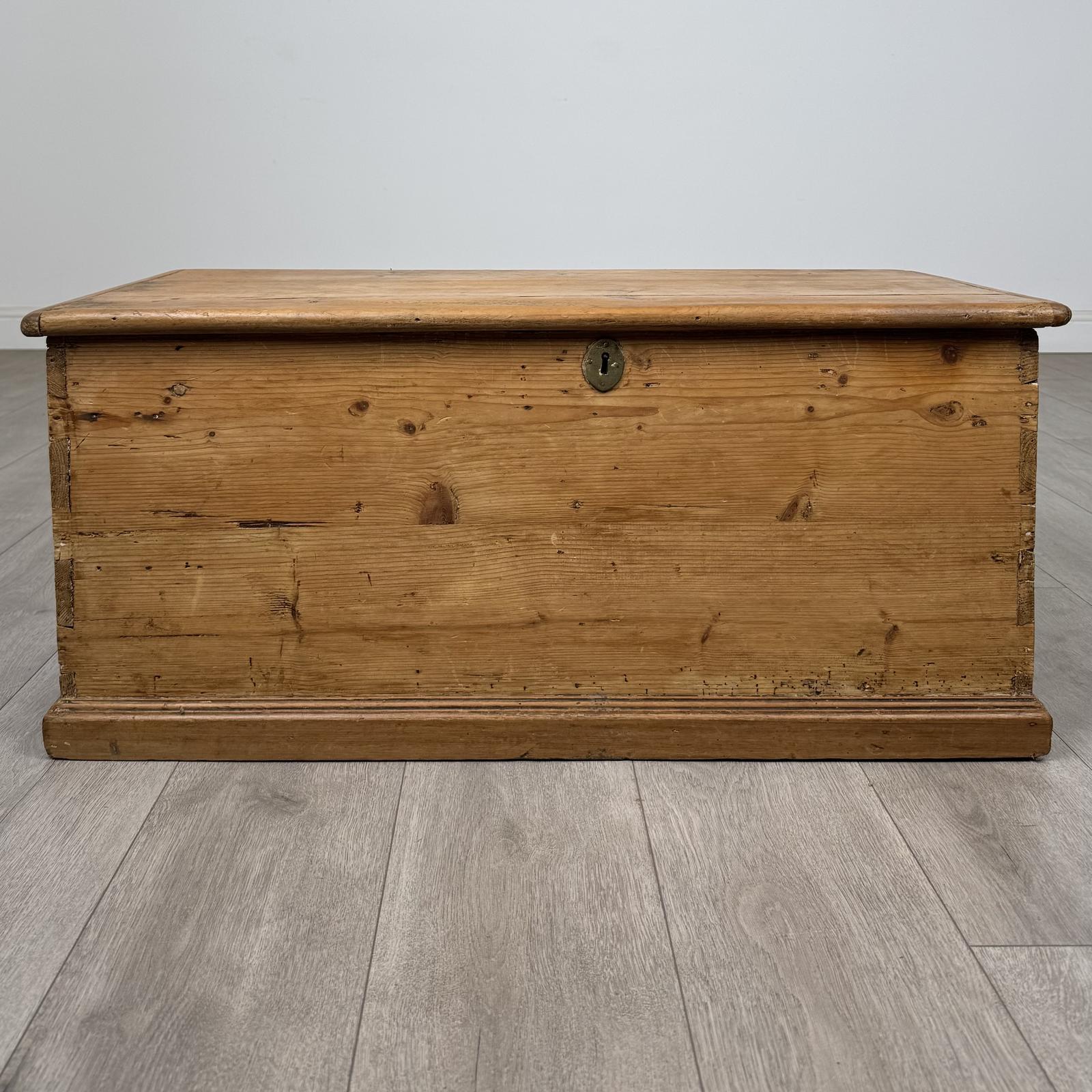 Antique 19th Century Victorian Blanket Box in Pine (1 of 10) Antique 19th Century Victorian Blanket Box in Pine (1 of 10)