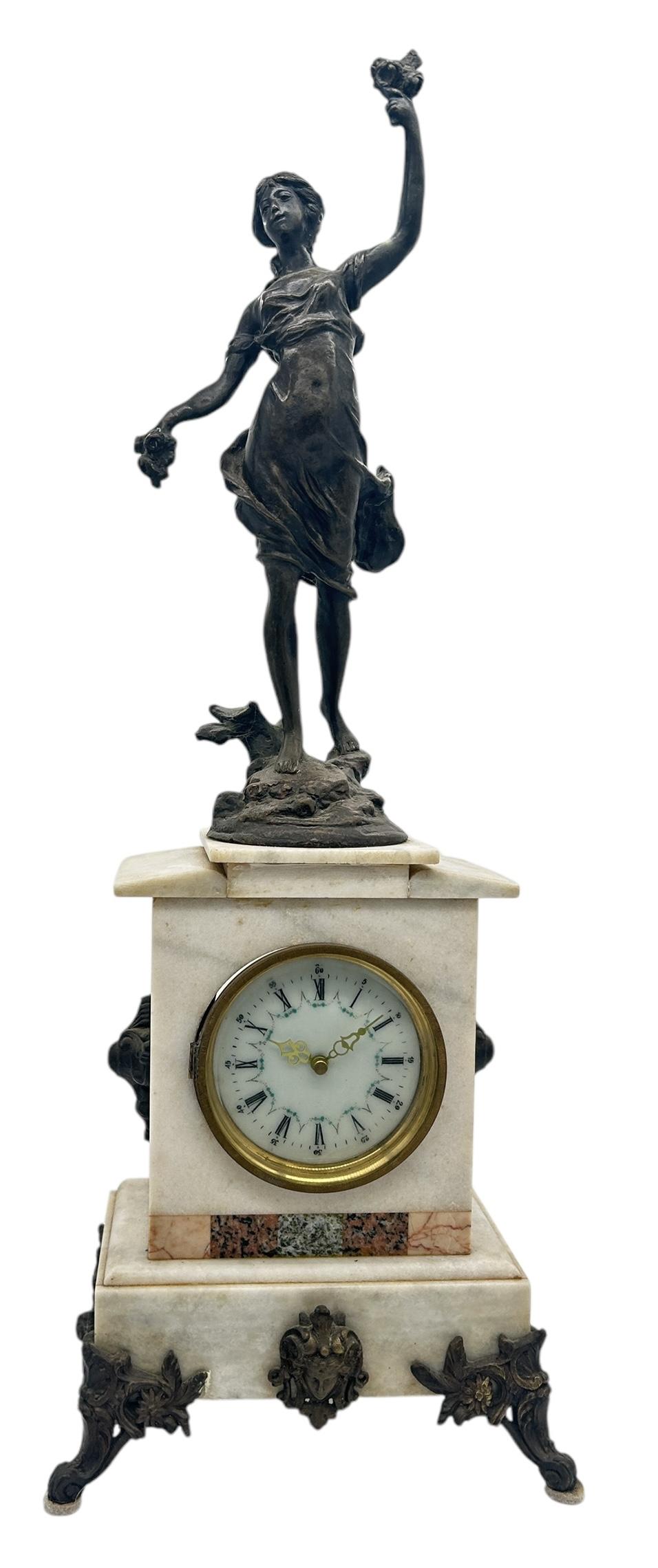 Wonderful French Figural Mantel Clock ca.1960 (1 of 9)