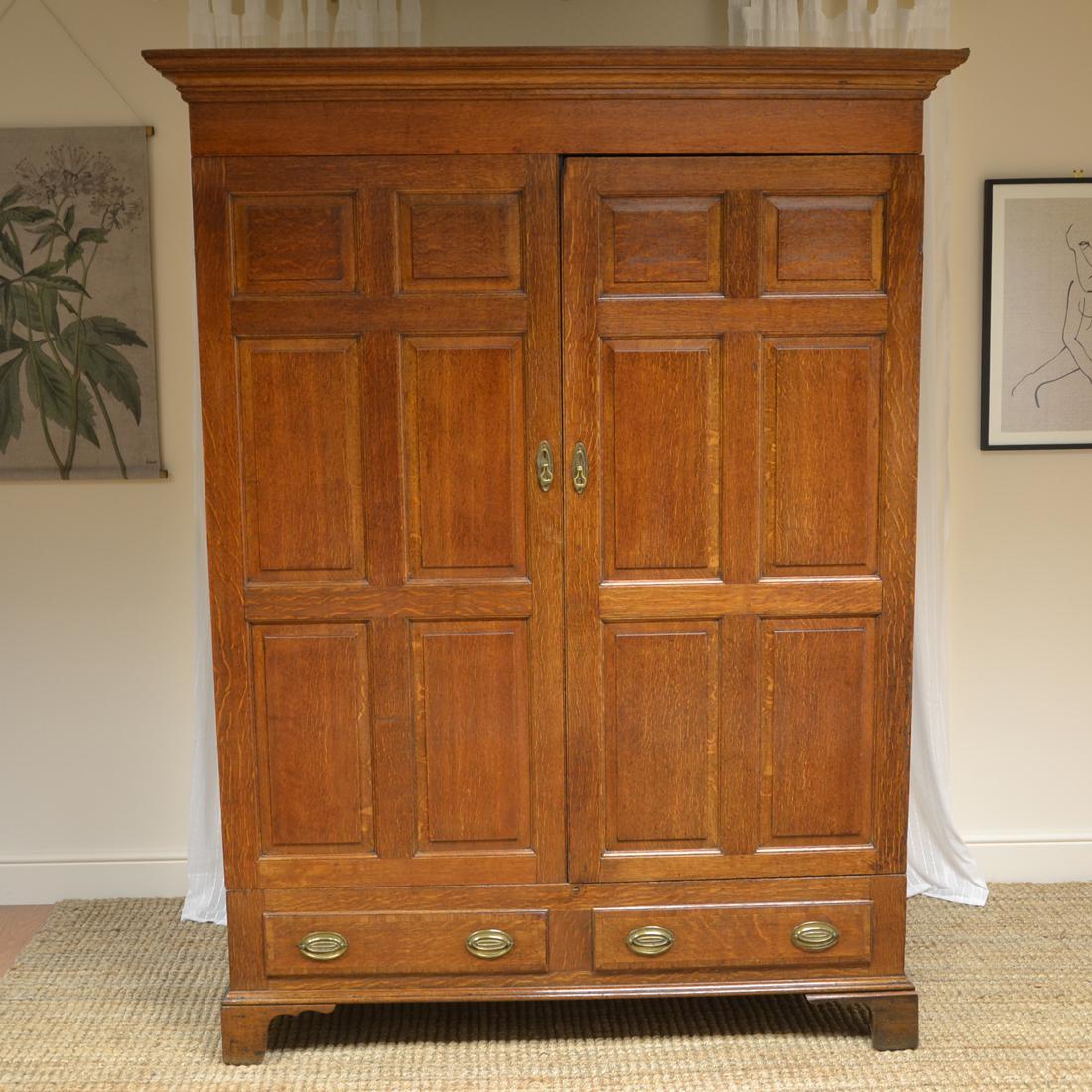 Large Country House Georgian Oak Antique Wardrobe (1 of 8) Large Country House Georgian Oak Antique Wardrobe (1 of 8)