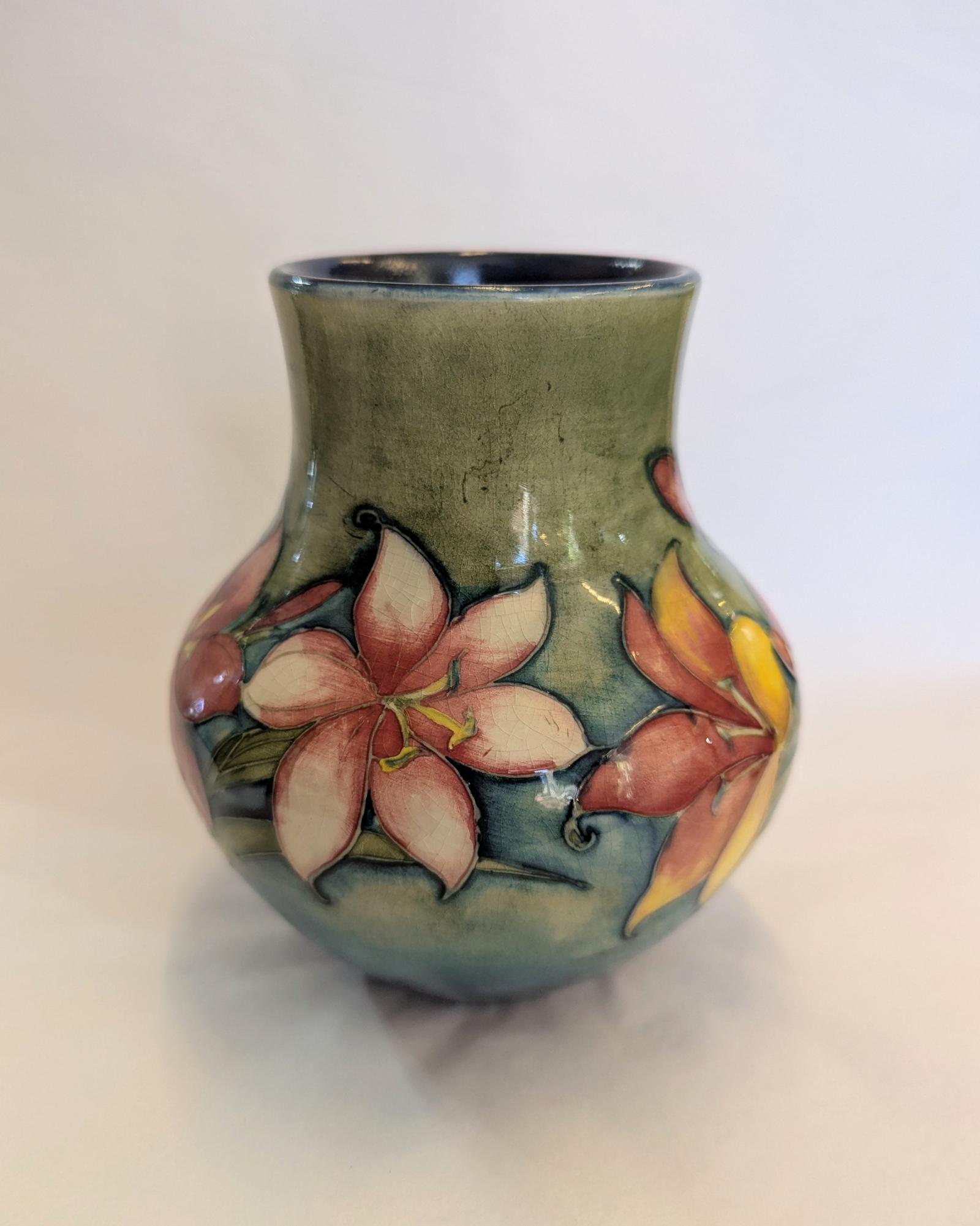 1930s Moorcroft Freesia Vase (1 of 9)