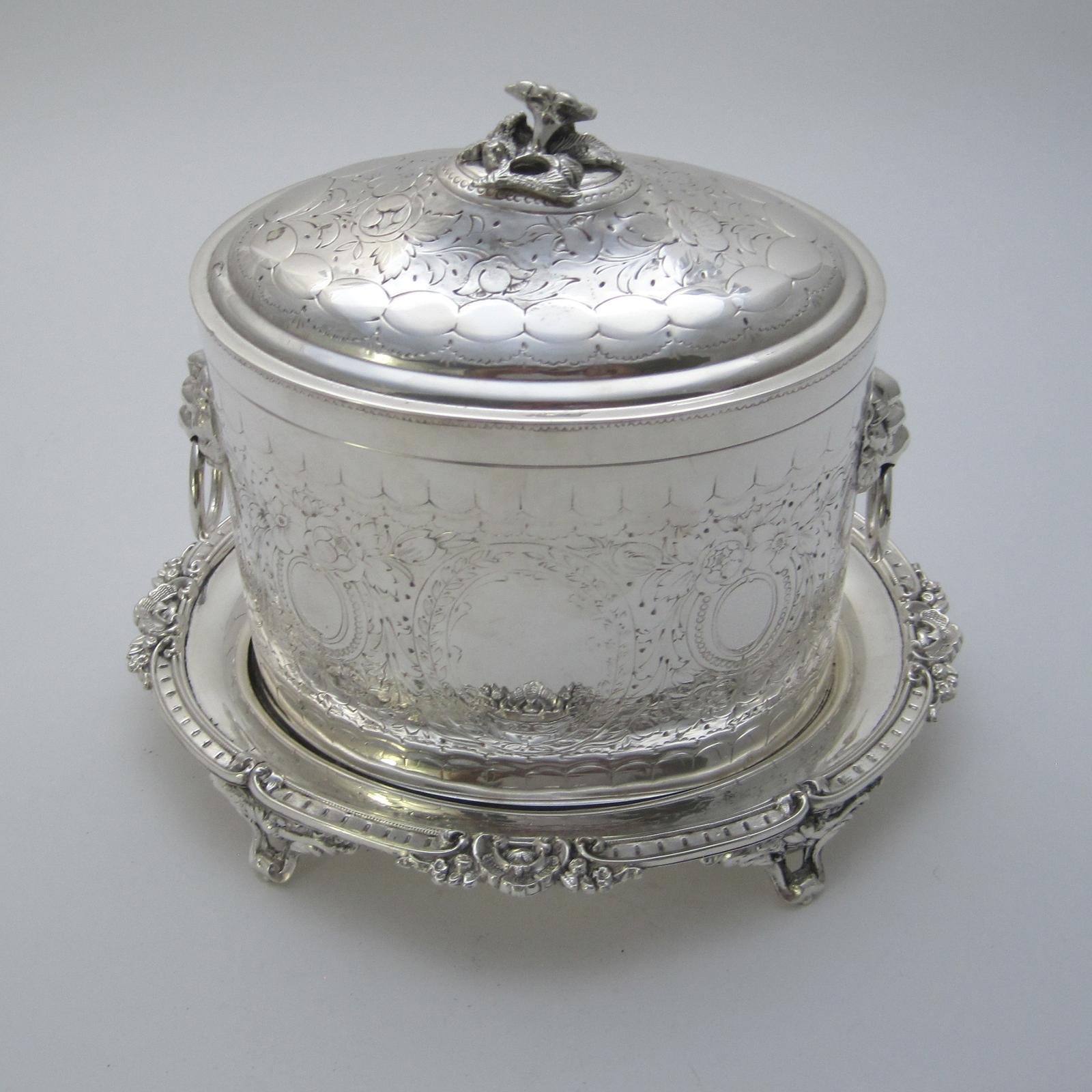 Superb Quality Victorian Silver Plated Biscuit or Trinket Box (1 of 8)