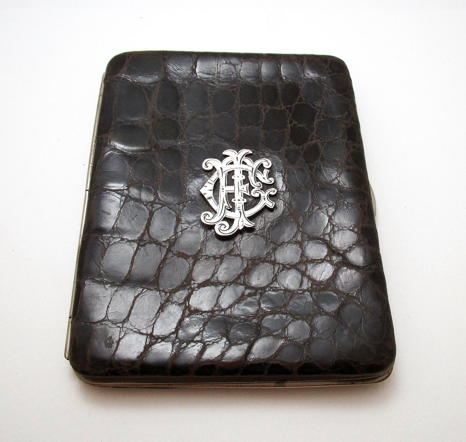Antique English Victorian Crocodile Leather & Sterling Silver Mounted Money Stamp Wallet Card Case (1 of 7) Antique English Victorian Crocodile Leather & Sterling Silver Mounted Money Stamp Wallet Card Case (1 of 7)
