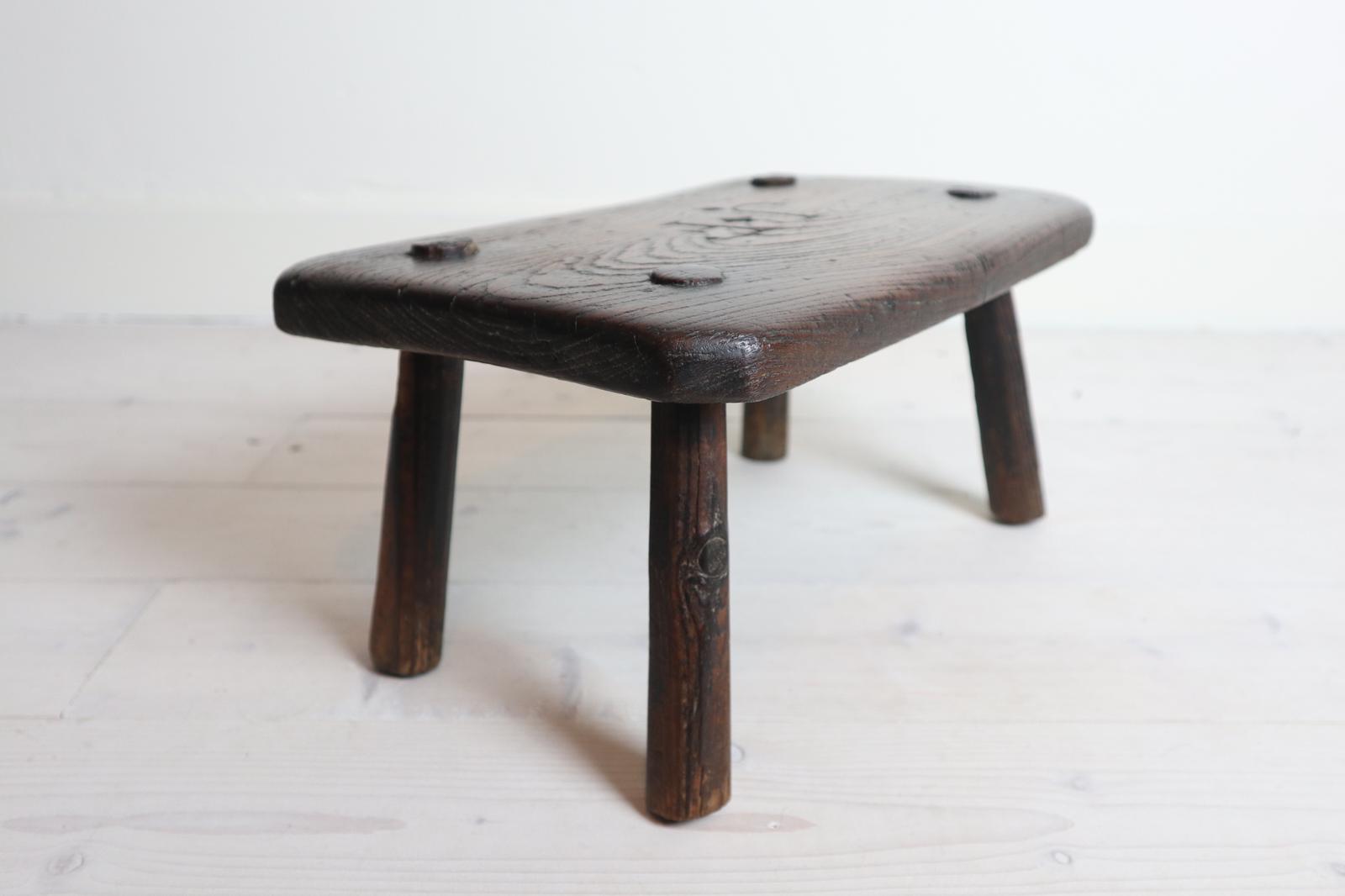 19th Century English Vernacular, Elm Candle Stand / Country Stool c 1882 (1 of 20) 19th Century English Vernacular, Elm Candle Stand / Country Stool c 1882 (1 of 20)