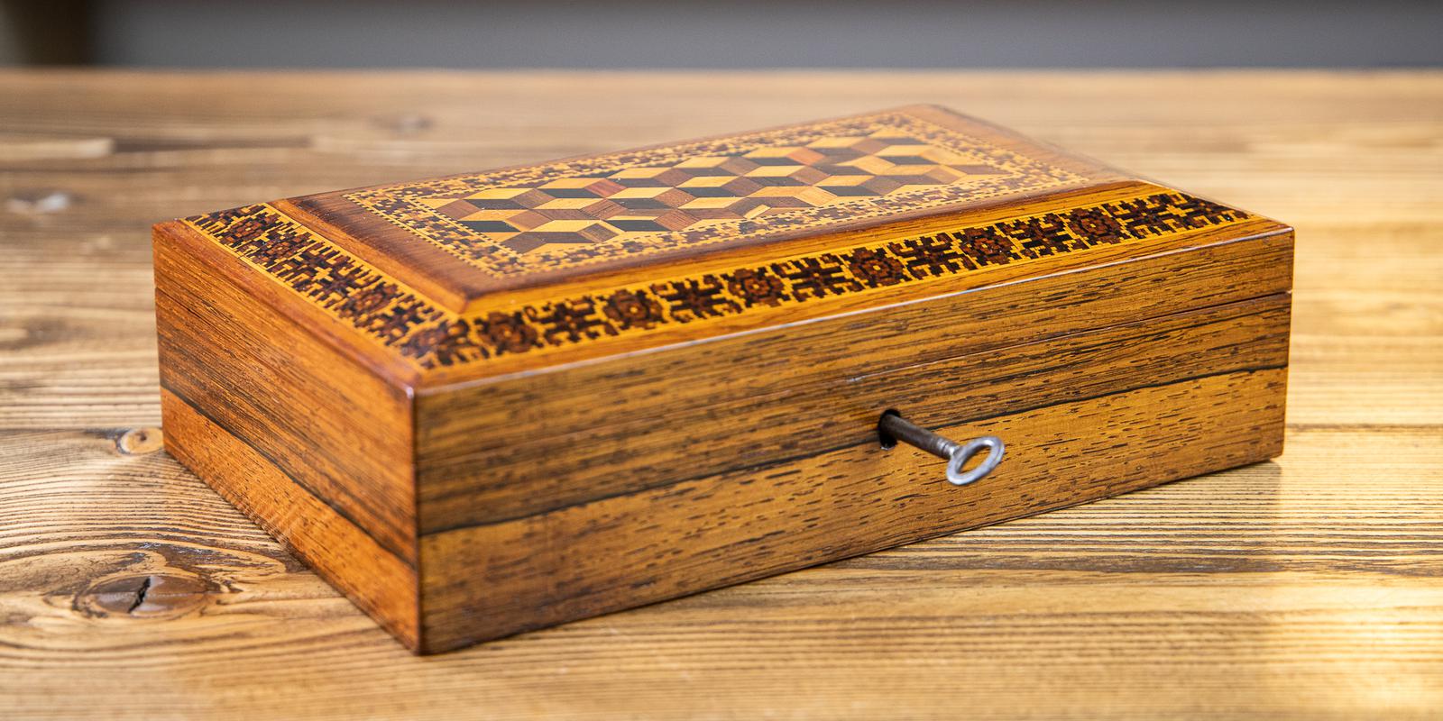 Rosewood Tunbridge Ware Table Box 1880 (1 of 9)