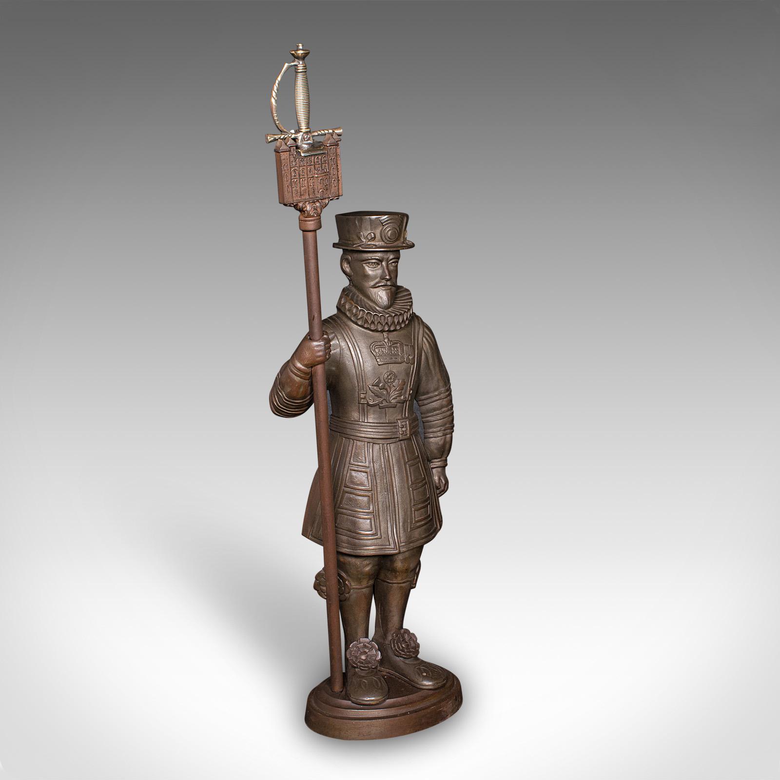 Antique Beefeater Fireside Companion, Cast Iron, English, Fire Tools, Edwardian (1 of 12)