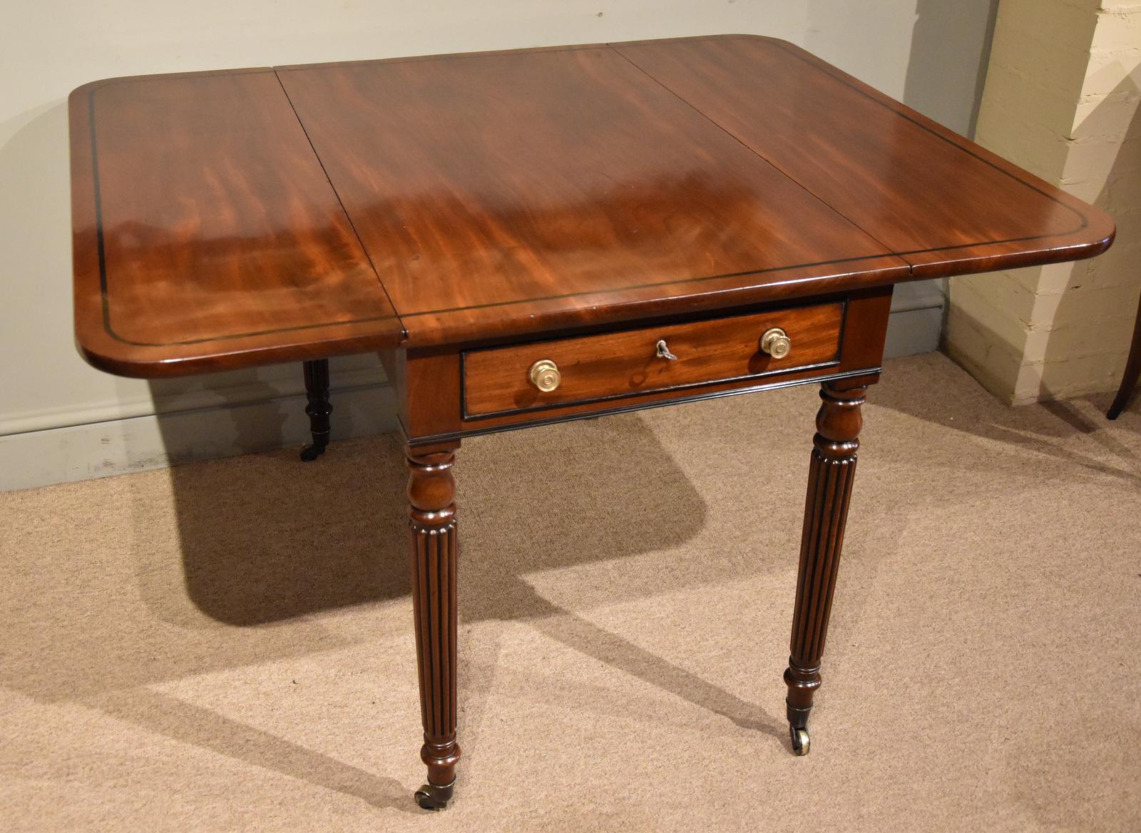 Superior Quality Regency Mahogany Pembroke Table (1 of 7) Superior Quality Regency Mahogany Pembroke Table (1 of 7)