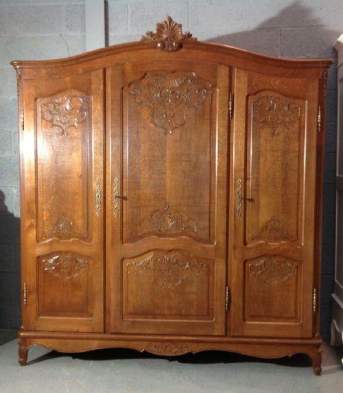 Carved Oak Triple Armoire (1 of 11) Carved Oak Triple Armoire (1 of 11)