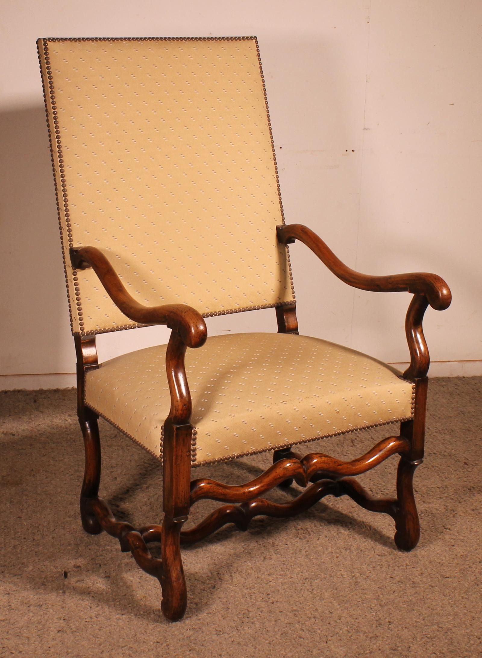 Louis XIV-style Armchairs Called Os De Mouton in Walnut - 19th Century (1 of 10) Louis XIV-style Armchairs Called Os De Mouton in Walnut - 19th Century (1 of 10)