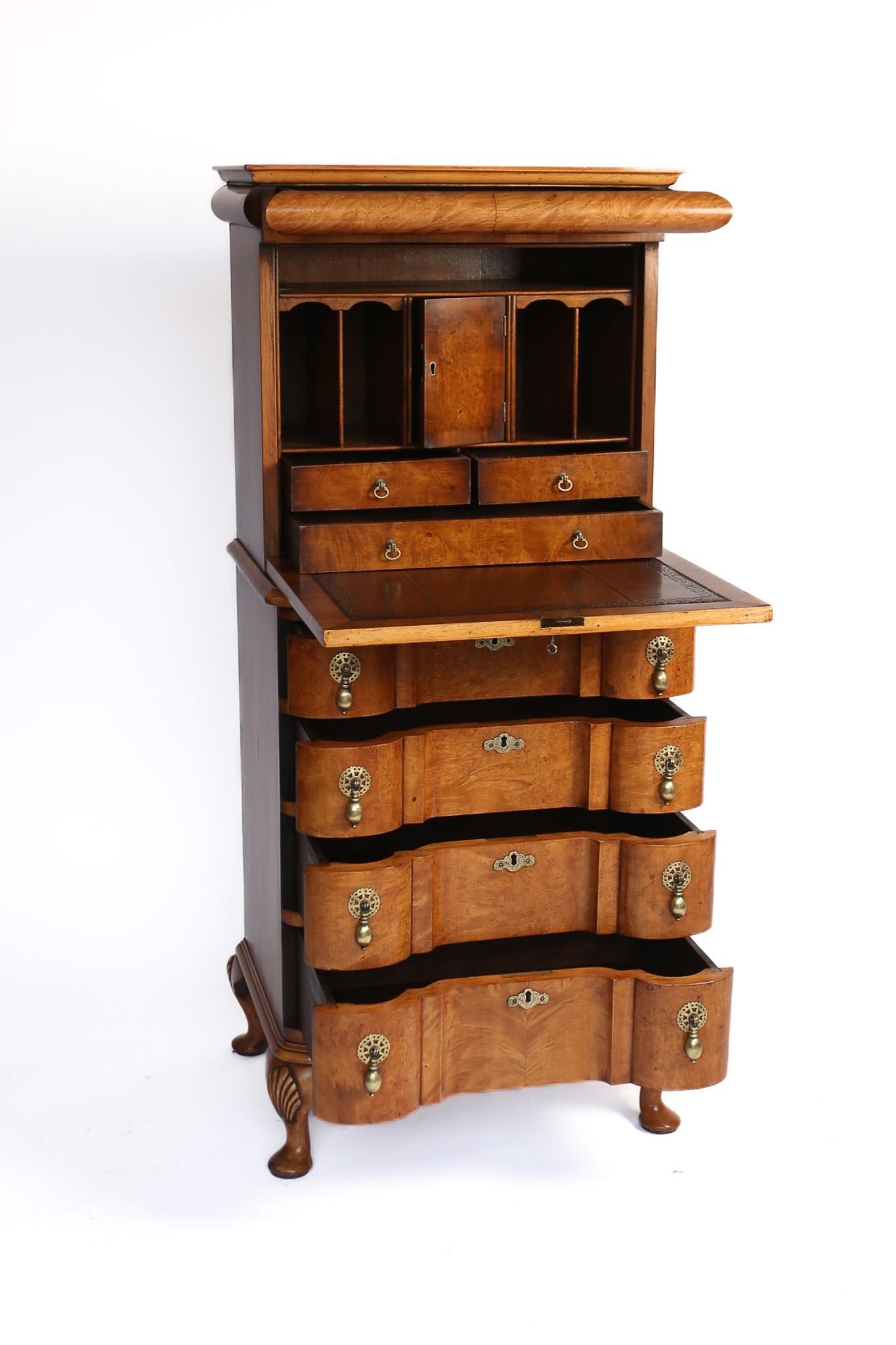 Queen Anne Style Small Burr Walnut Escritoire c.1920 (1 of 8) Queen Anne Style Small Burr Walnut Escritoire c.1920 (1 of 8)