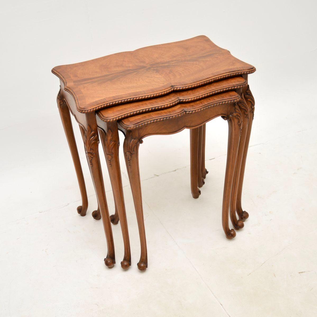 Antique Figured Walnut Nest of Tables (1 of 12) Antique Figured Walnut Nest of Tables (1 of 12)