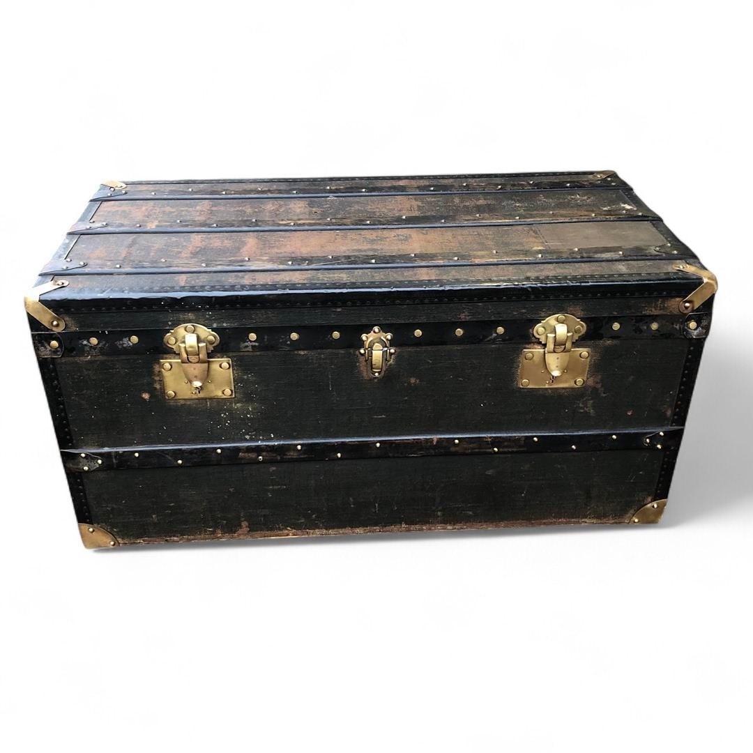 Antique Fabric Covered Steamer Trunk 1910s (1 of 18) Antique Fabric Covered Steamer Trunk 1910s (1 of 18)