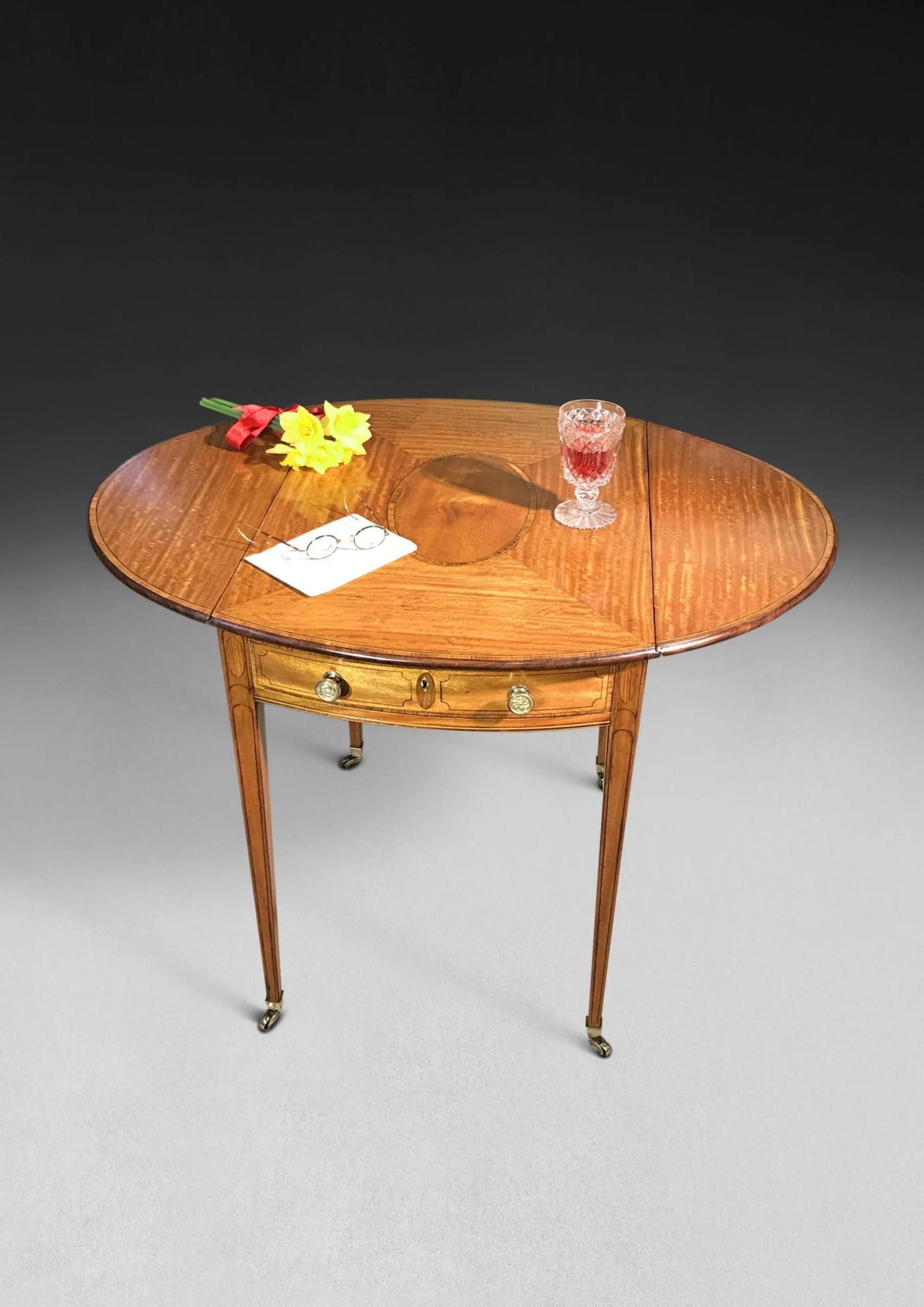 Sheraton Period Satinwood & Kingwood Pembroke Table (1 of 5)