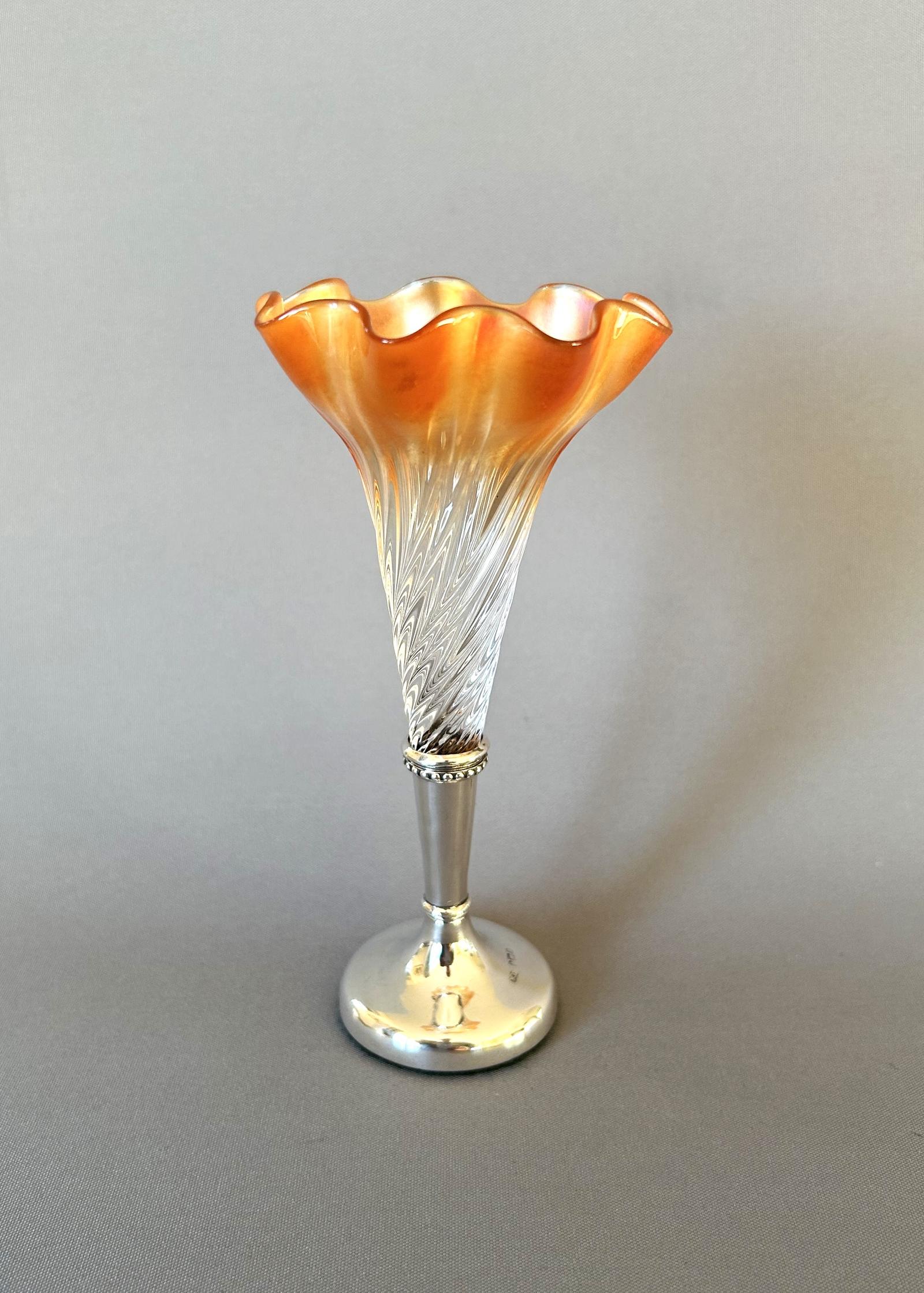 Charming Silver and Wrythen Glass Posy Vase (1 of 8)