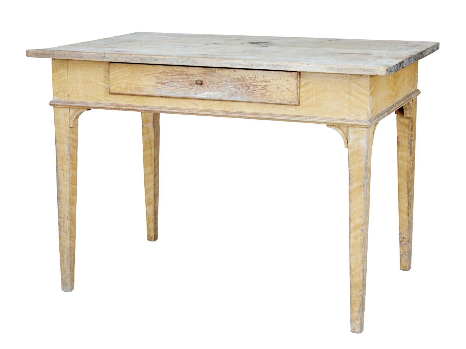 Swedish 19th Century Painted Pine Kitchen Table (1 of 8)