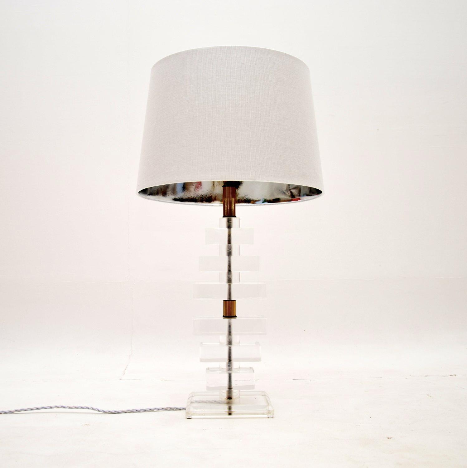 Vintage Acrylic and Brass Table Lamp (1 of 8)