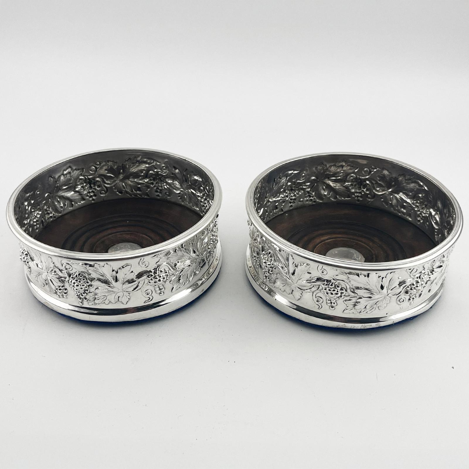 Pair of Decorative of Victorian Silver Plated Wine Coasters (1 of 5) Pair of Decorative of Victorian Silver Plated Wine Coasters (1 of 5)