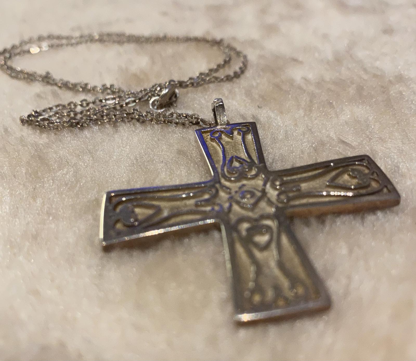 Silver Celtic Cross (1 of 4)