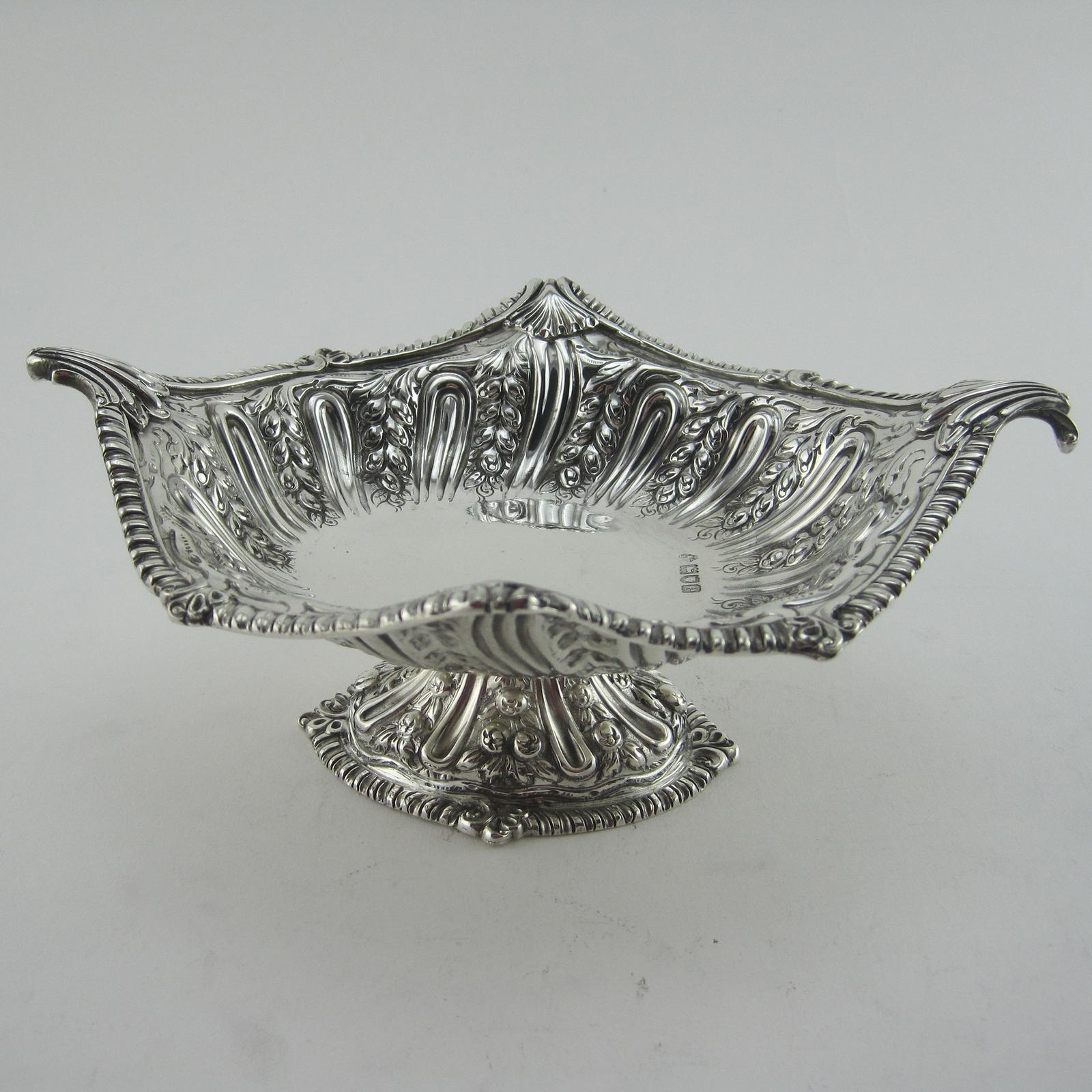 Oval Mappin Brothers Sterling Silver Dish or Basket (1 of 8)
