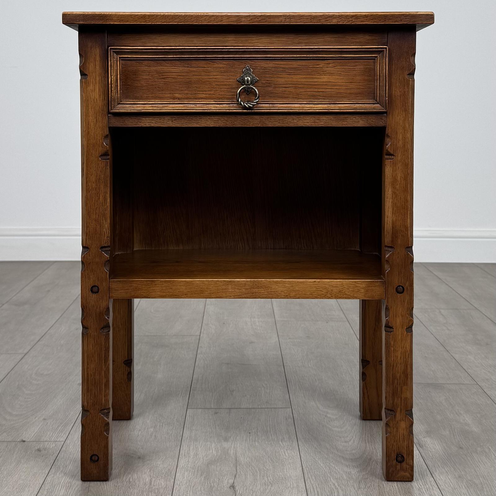 Vintage 20th Century Side Table in Oak (1 of 11) Vintage 20th Century Side Table in Oak (1 of 11)