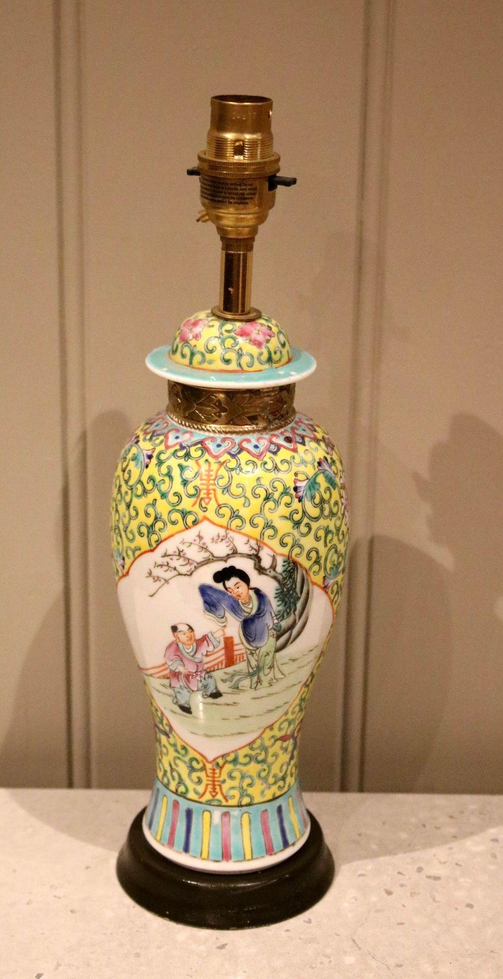 Oriental Temple Jar Table Lamp (1 of 7)