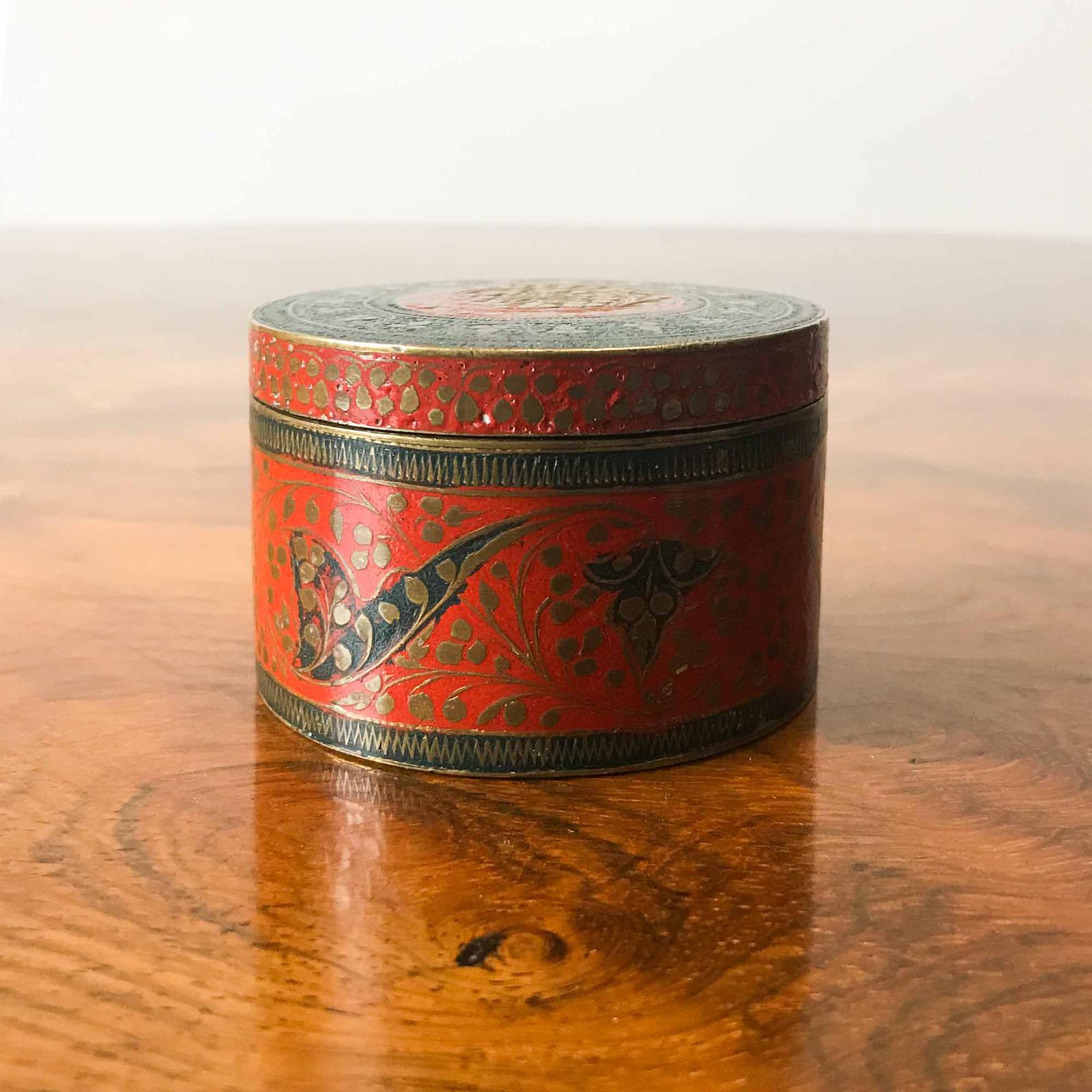 Eastern Enamelled Brass Tin or Trinket Box (1 of 8) Eastern Enamelled Brass Tin or Trinket Box (1 of 8)