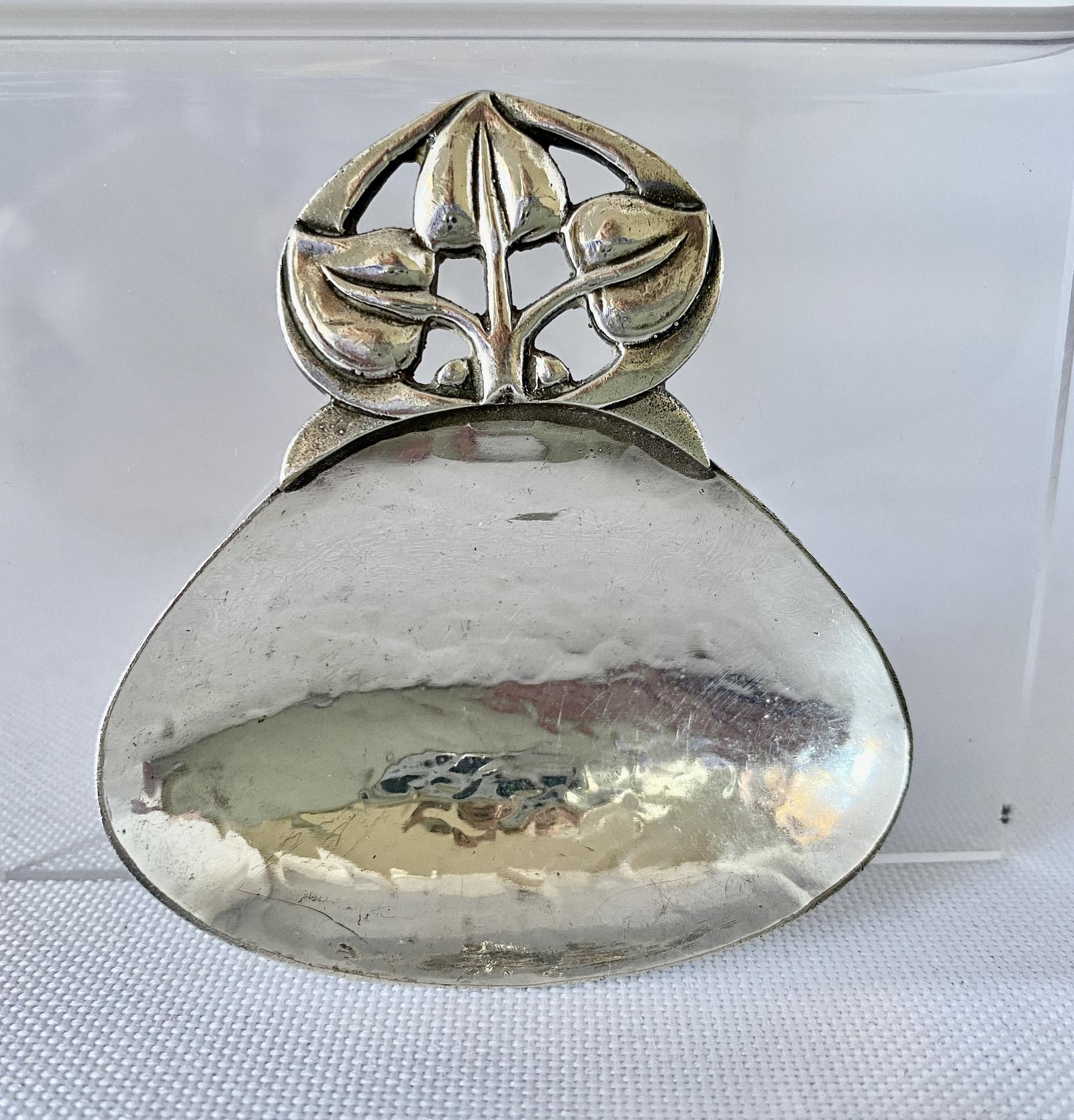 Rare A.E.Jones Plated Caddy Spoon c.1930 (1 of 6)