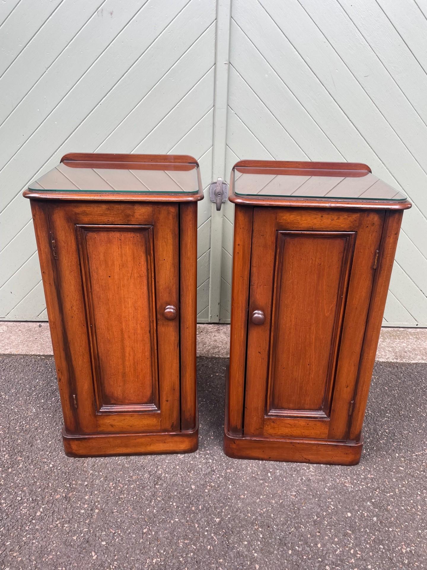 English Mahogany Furniture - main image