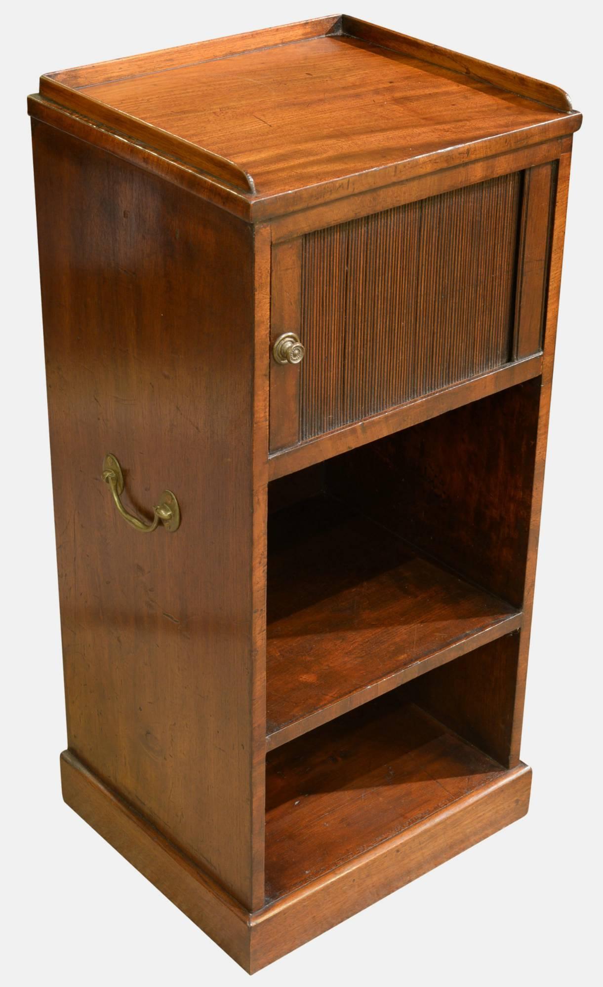 Late Georgian Mahogany Pedestal Cupboard c.1820 (1 of 1) Late Georgian Mahogany Pedestal Cupboard c.1820 (1 of 1)