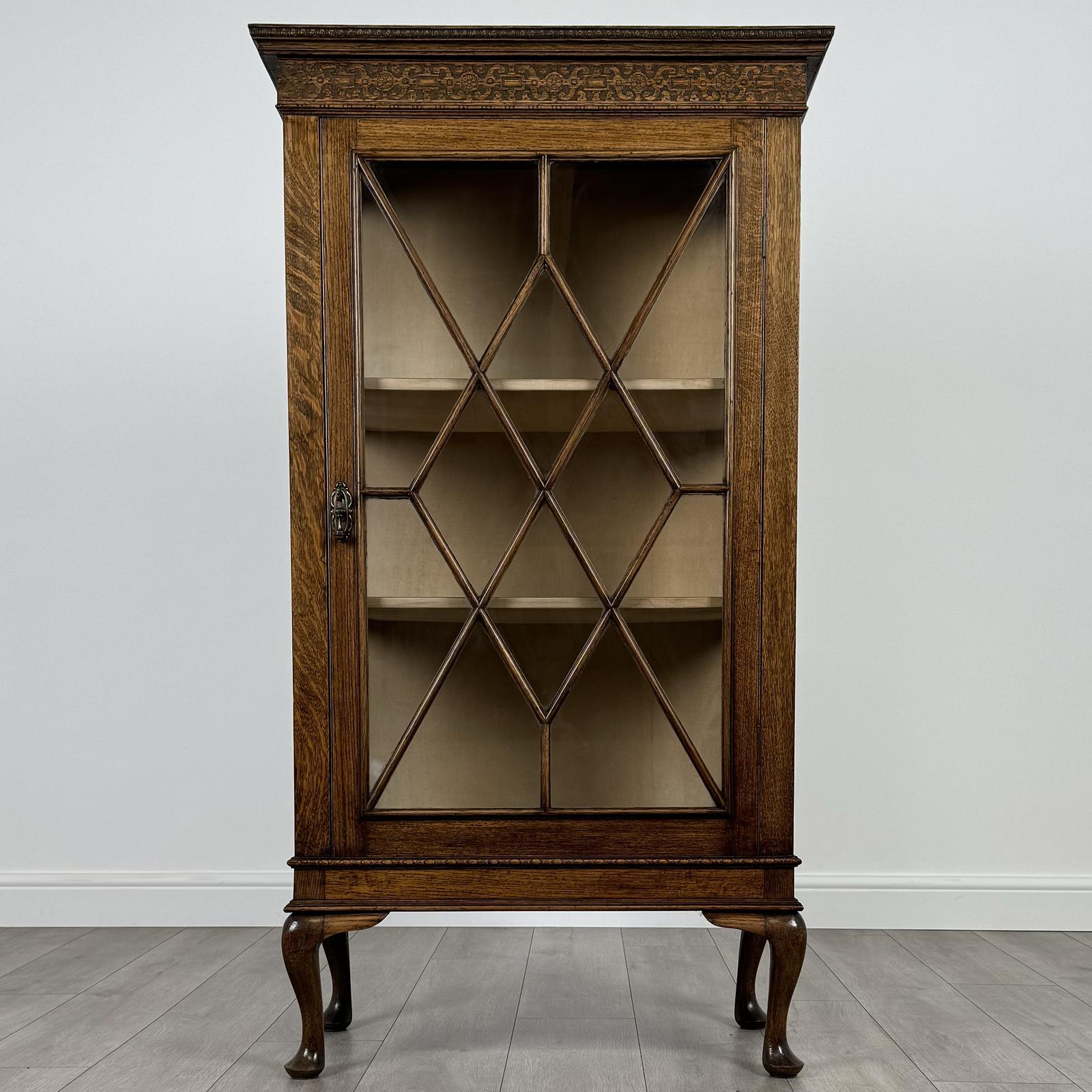 Antique 20th Century Oak Display Cabinet Of Fine Quality (1 of 10) Antique 20th Century Oak Display Cabinet Of Fine Quality (1 of 10)