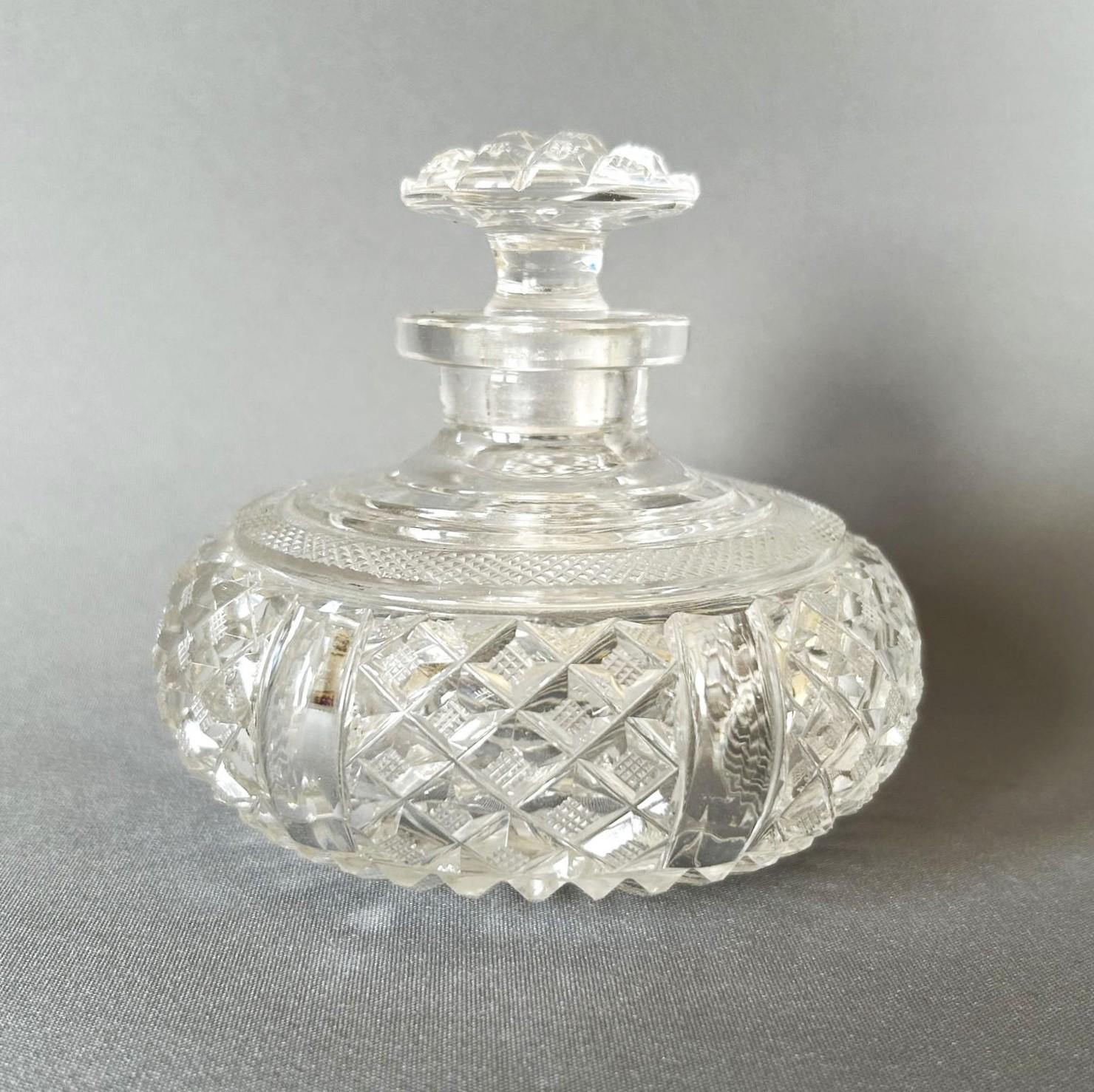 Lovely Georgian Cut Glass Cologne Bottle (1 of 8)