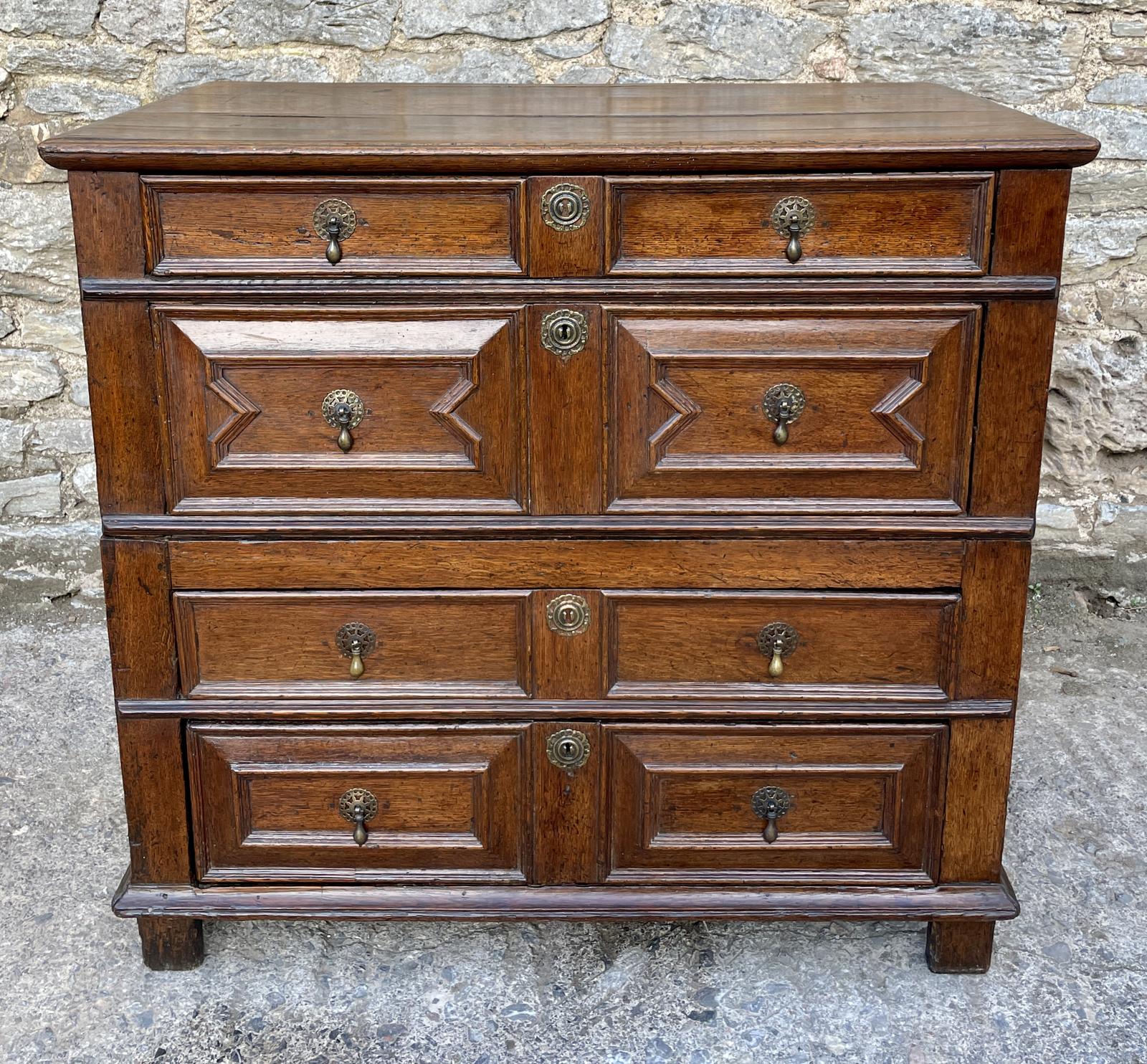 17th Century Oak Chest of Drawers (1 of 25) 17th Century Oak Chest of Drawers (1 of 25)