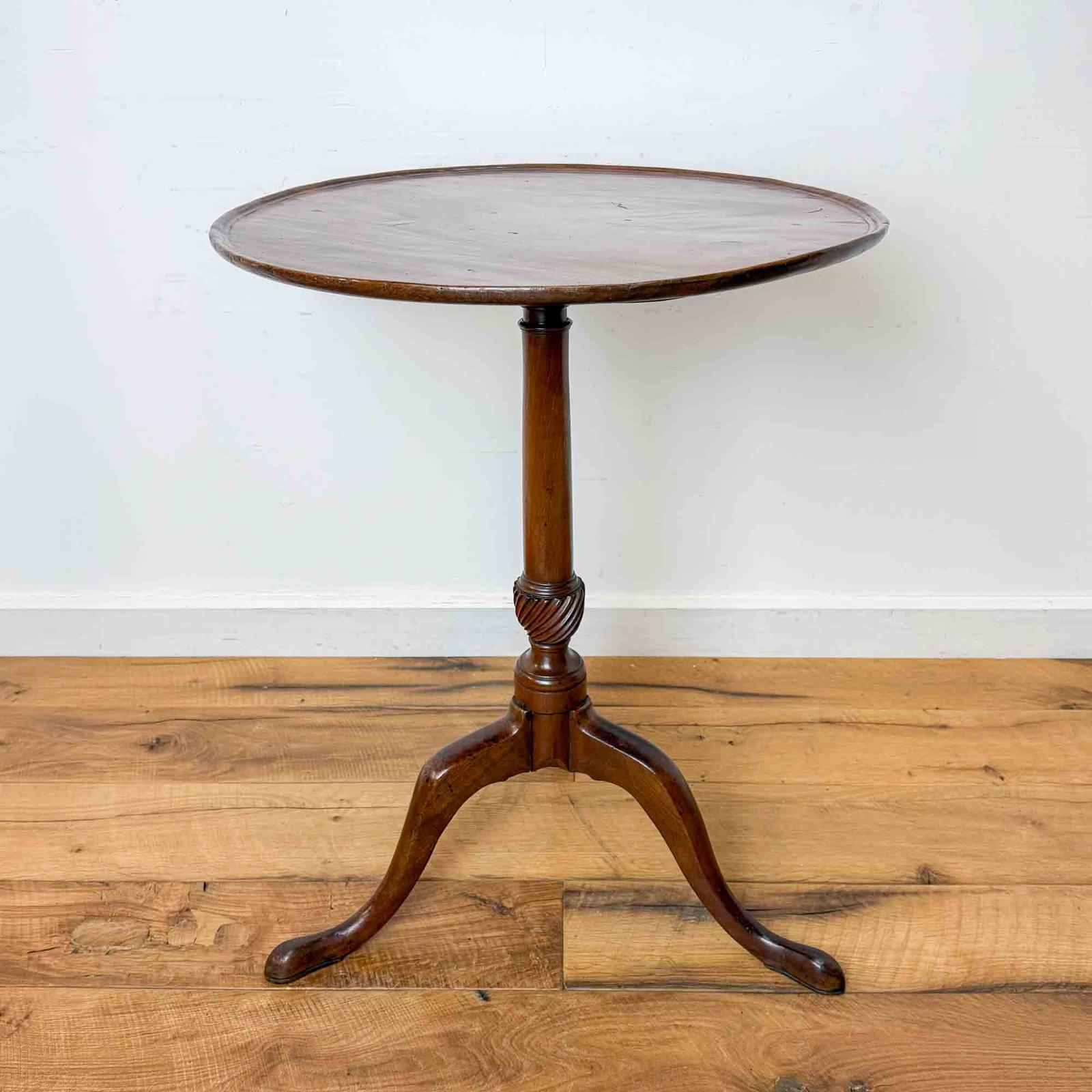 Georgian Mahogany Tripod Table with Single Piece Top (1 of 13) Georgian Mahogany Tripod Table with Single Piece Top (1 of 13)