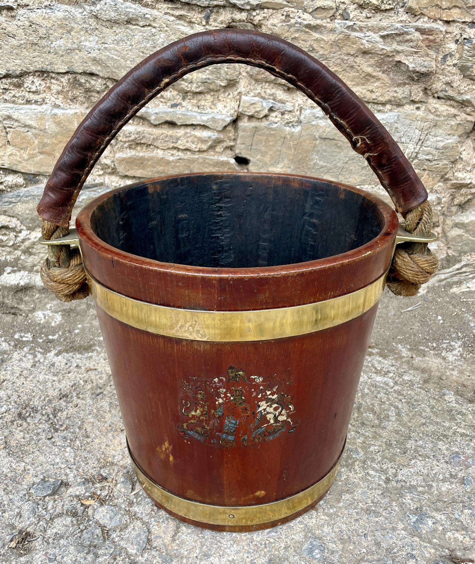 Victorian Naval Fire Bucket (1 of 14)