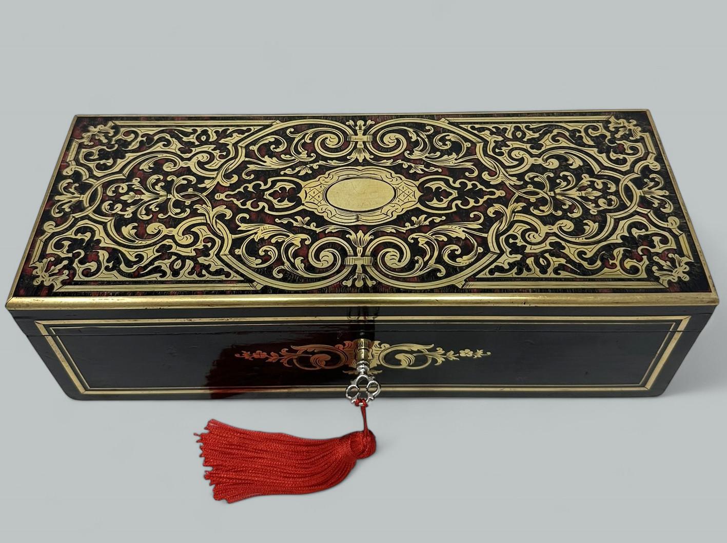 Antique Brass Inlaid Marquetry Boulle English Jewelry or Ladys Glove Box Casket (1 of 9)