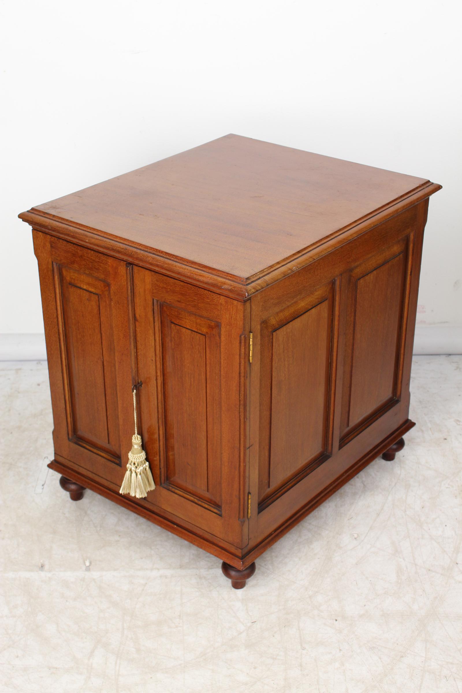 Edwardian Mahogany Map Cabinet / Collectors Cabinet (1 of 13)