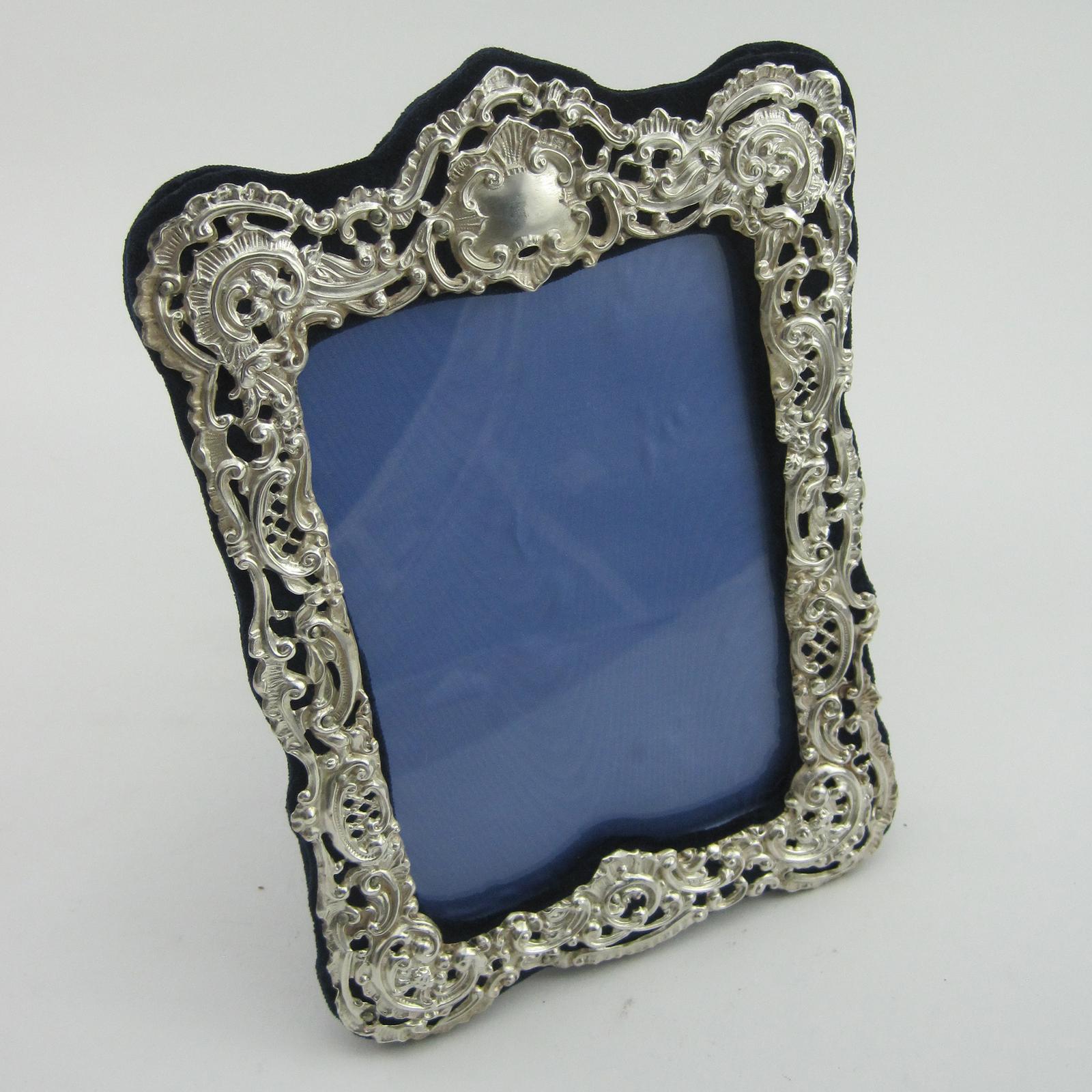 Pretty Late Victorian Rectangular Silver Photo Frame (1 of 6) Pretty Late Victorian Rectangular Silver Photo Frame (1 of 6)