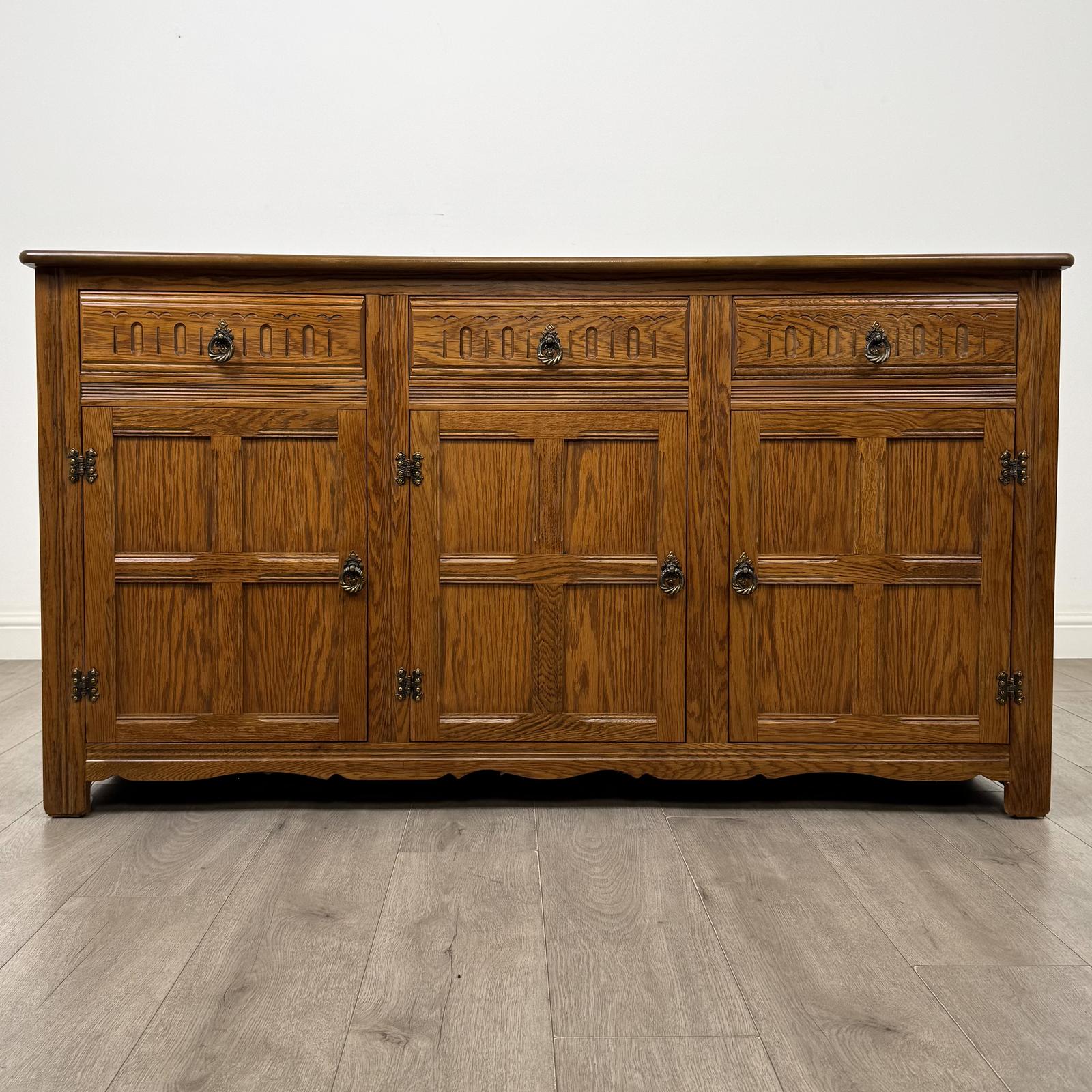 Antique 20th Century Sideboard in Golden Oak (1 of 12) Antique 20th Century Sideboard in Golden Oak (1 of 12)