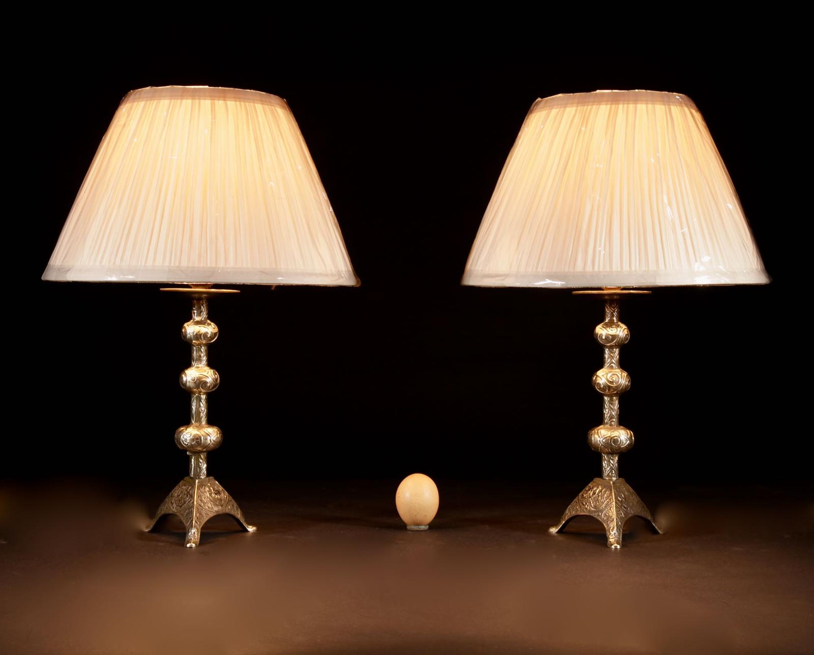 Interesting Brass Pair of Romanesque 12th Century Style Table Lamps - Very Fine Cast in Relief with Romanesque Ornaments (1 of 10) Interesting Brass Pair of Romanesque 12th Century Style Table Lamps - Very Fine Cast in Relief with Romanesque Ornaments (1 of 10)
