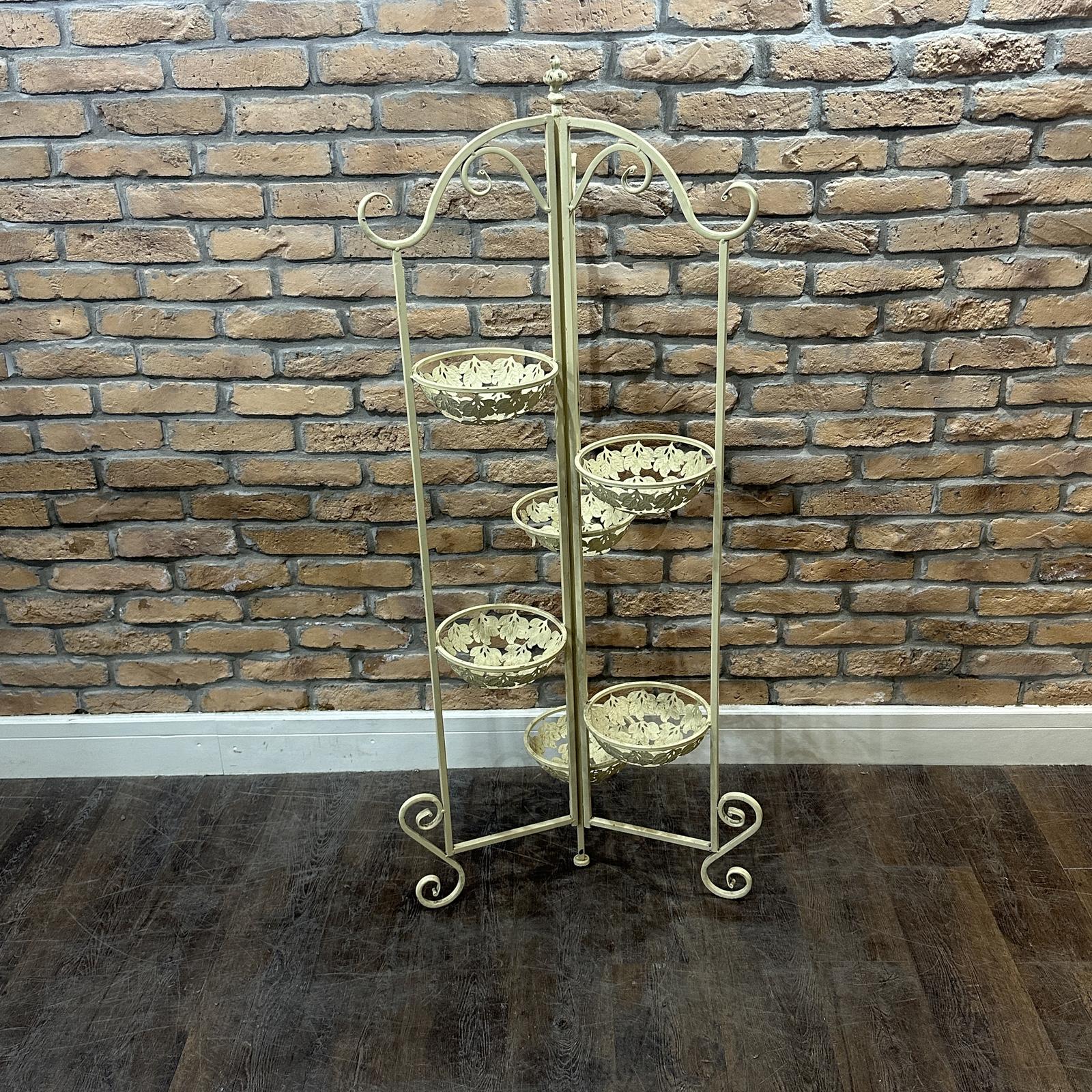 1960s Vintage Plant Stand (1 of 5) 1960s Vintage Plant Stand (1 of 5)