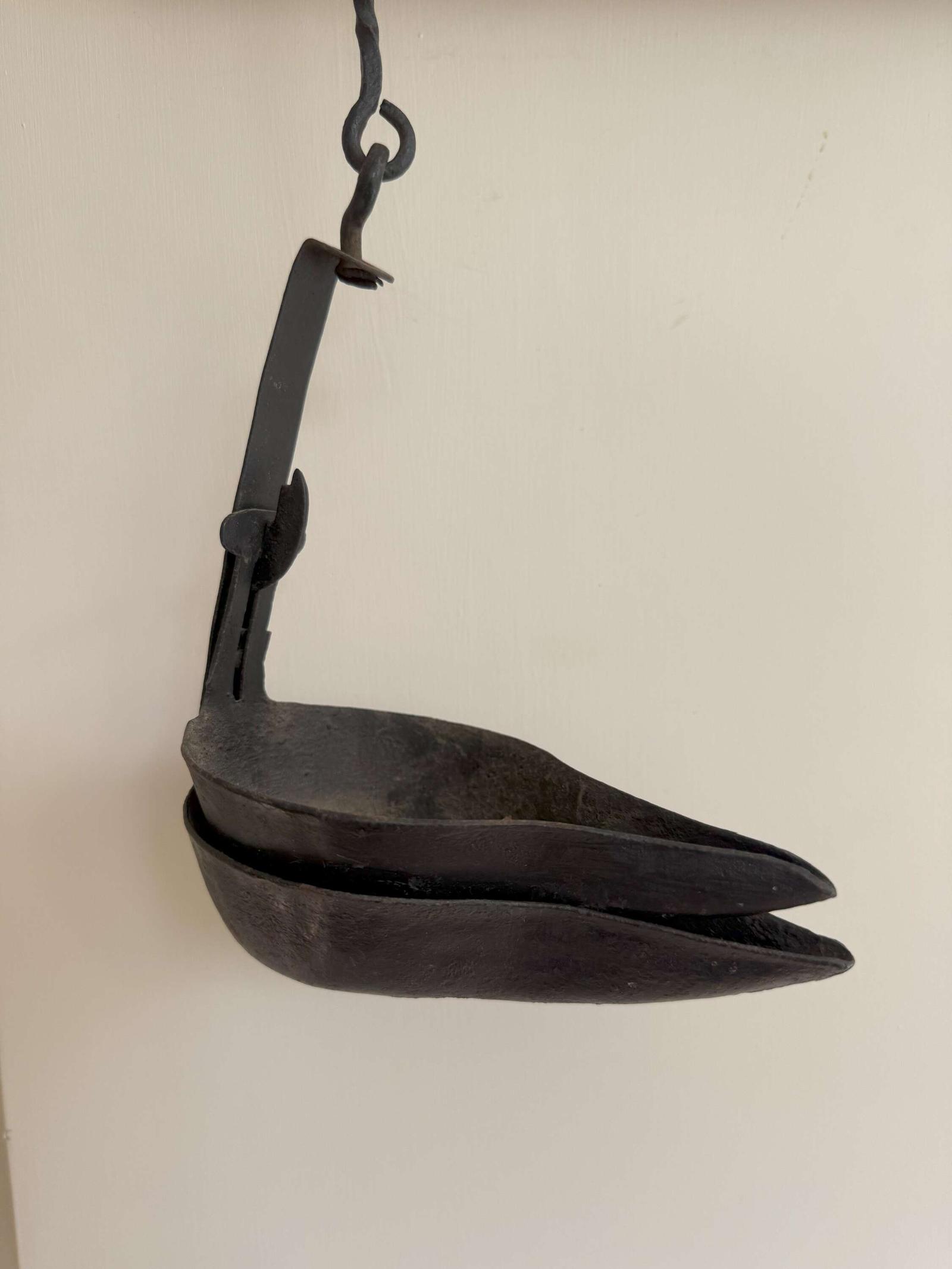 Late 19th Century Scottish vernacular cruisie oil lamp mid-sized (1 of 5)