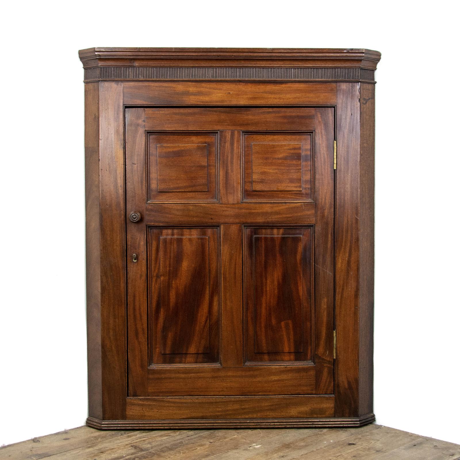 Antique Mahogany Wall Hanging Corner Cupboard (1 of 7)